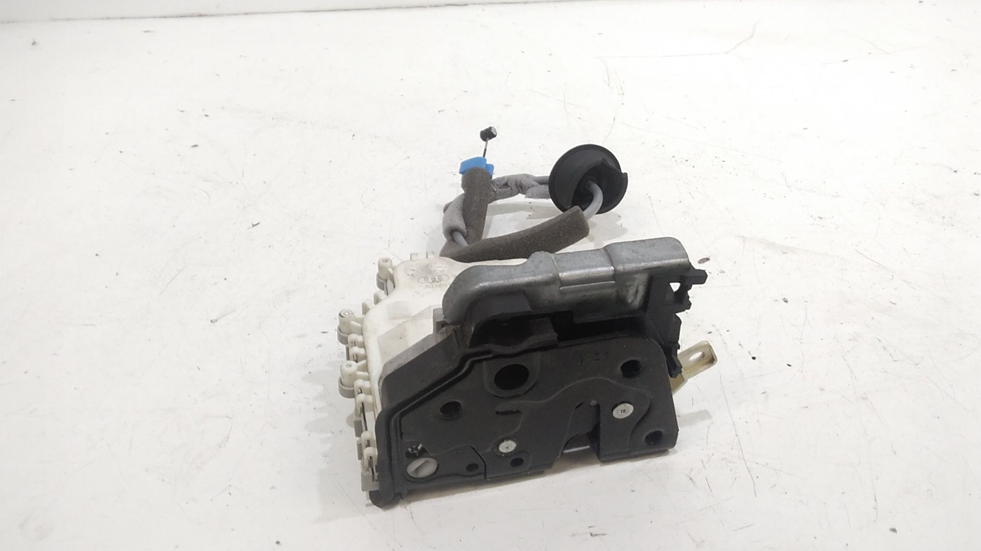 Serratura Posteriore destra AUDI A3 Sportback (8YA) (19>)