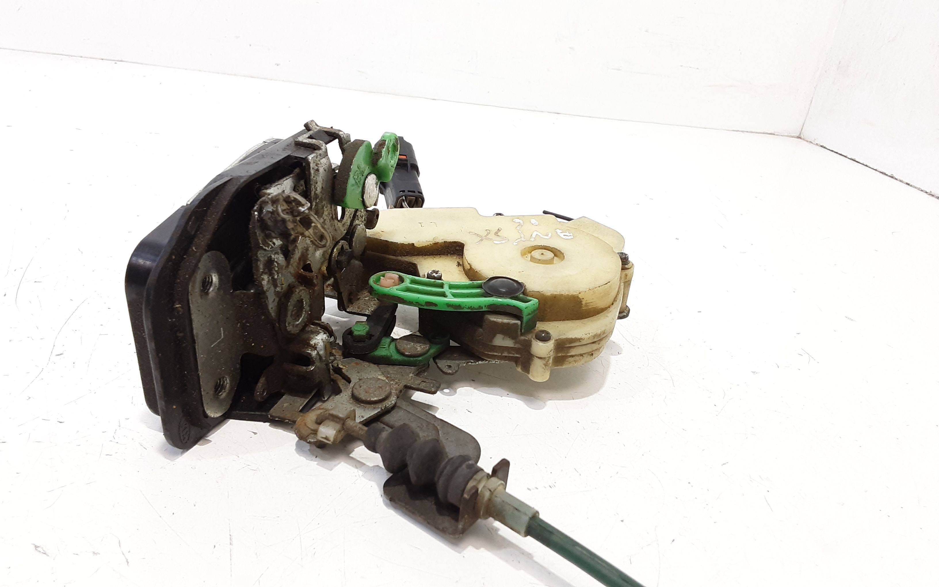 Serratura Anteriore Sinistra KIA Sorento 1 Serie