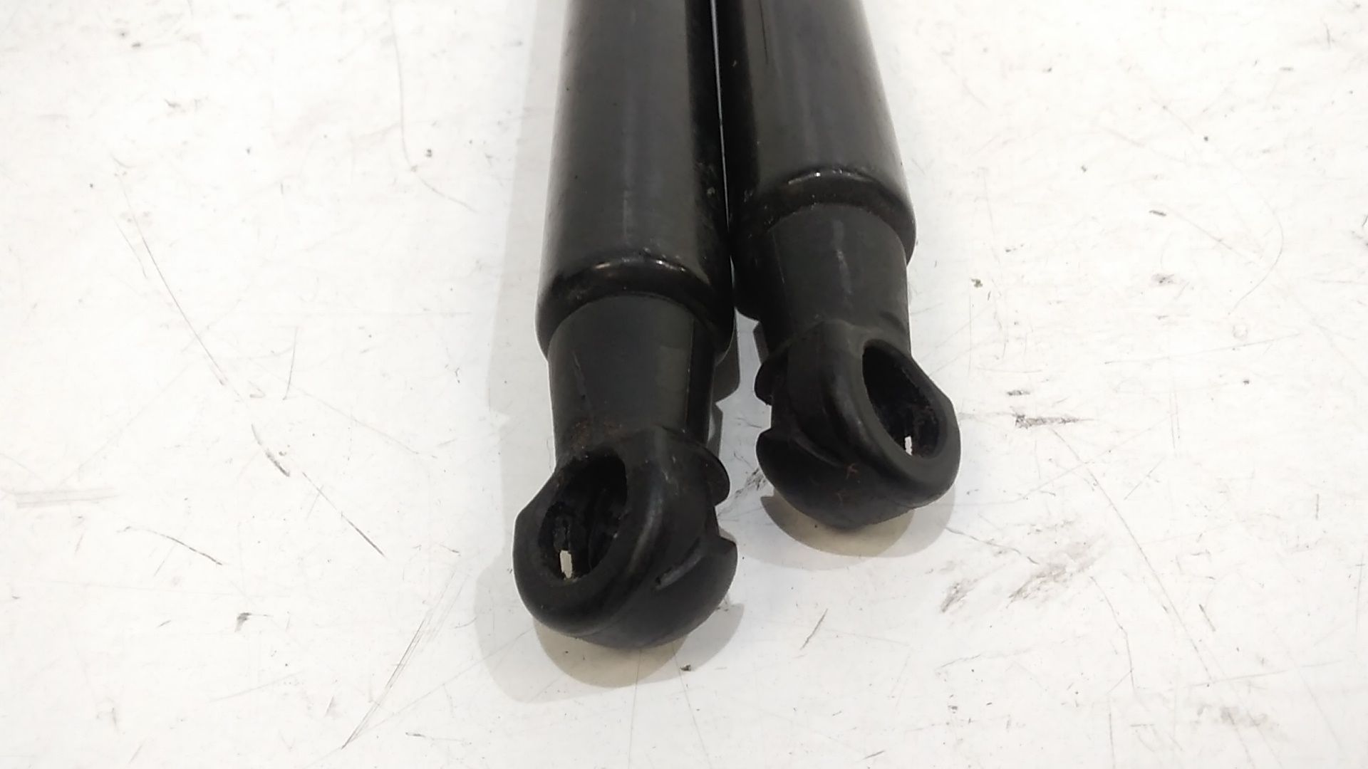 Pistoncini cofano Post. SMART Forfour 453