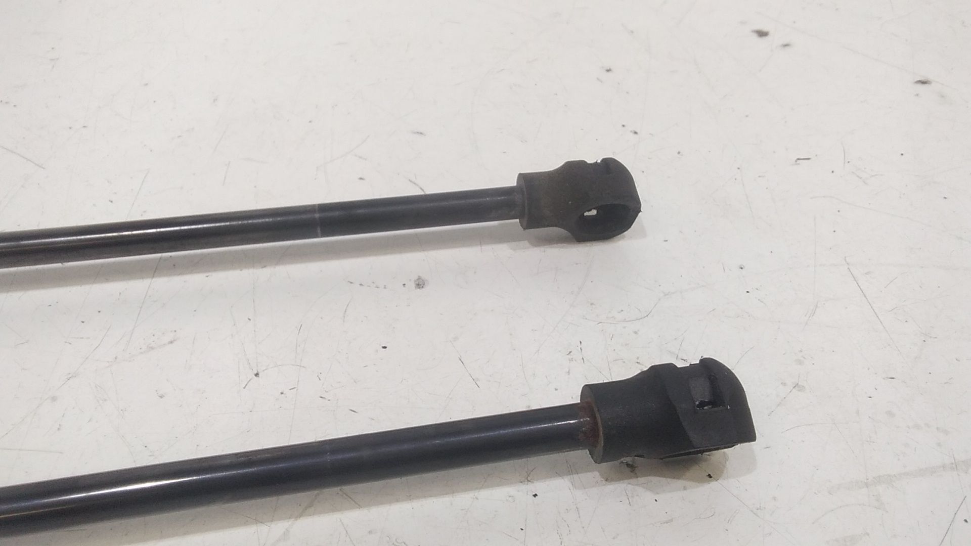 Pistoncini cofano Post. DACIA Logan Serie MCV (13>)