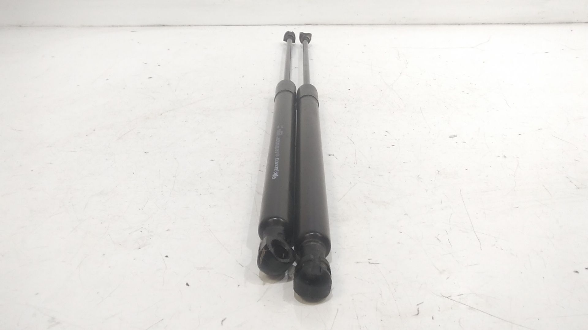 Pistoncini cofano Post. DACIA Logan Serie MCV (13>)