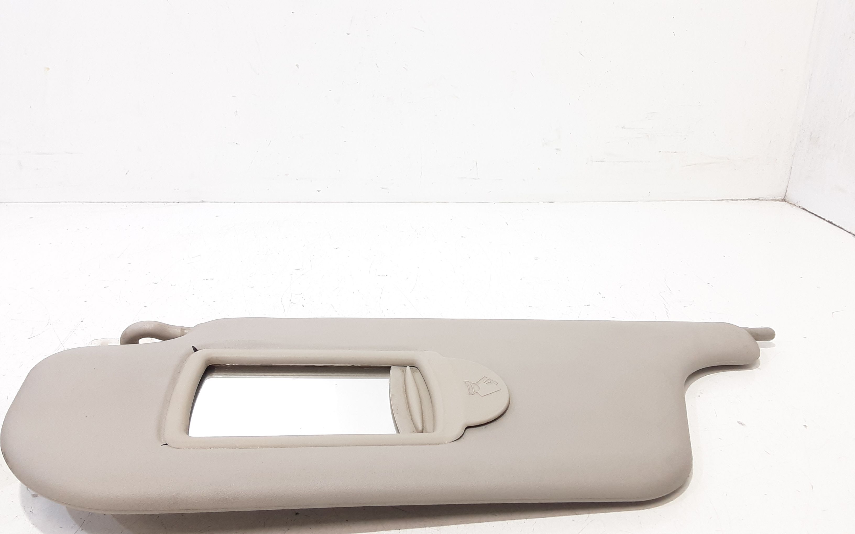 Parasole aletta anteriore Lato Guida RENAULT Clio Serie (08>15)