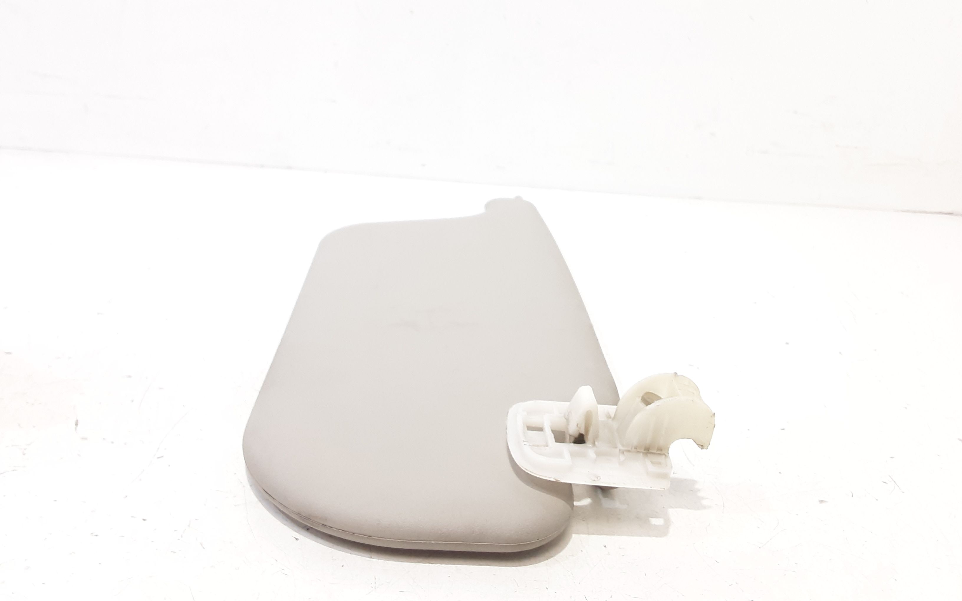 Parasole aletta anteriore Lato Guida RENAULT Clio Serie (08>15)