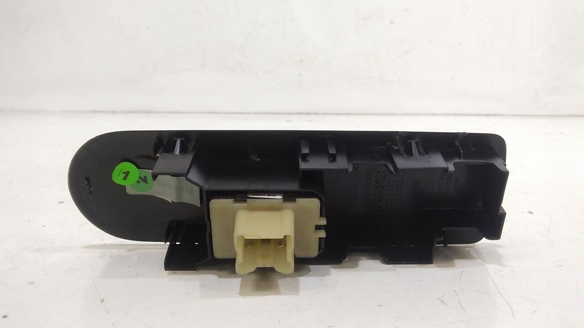 Pulsantiera Anteriore Destra Passeggero RENAULT Clio Serie IV (12>19)