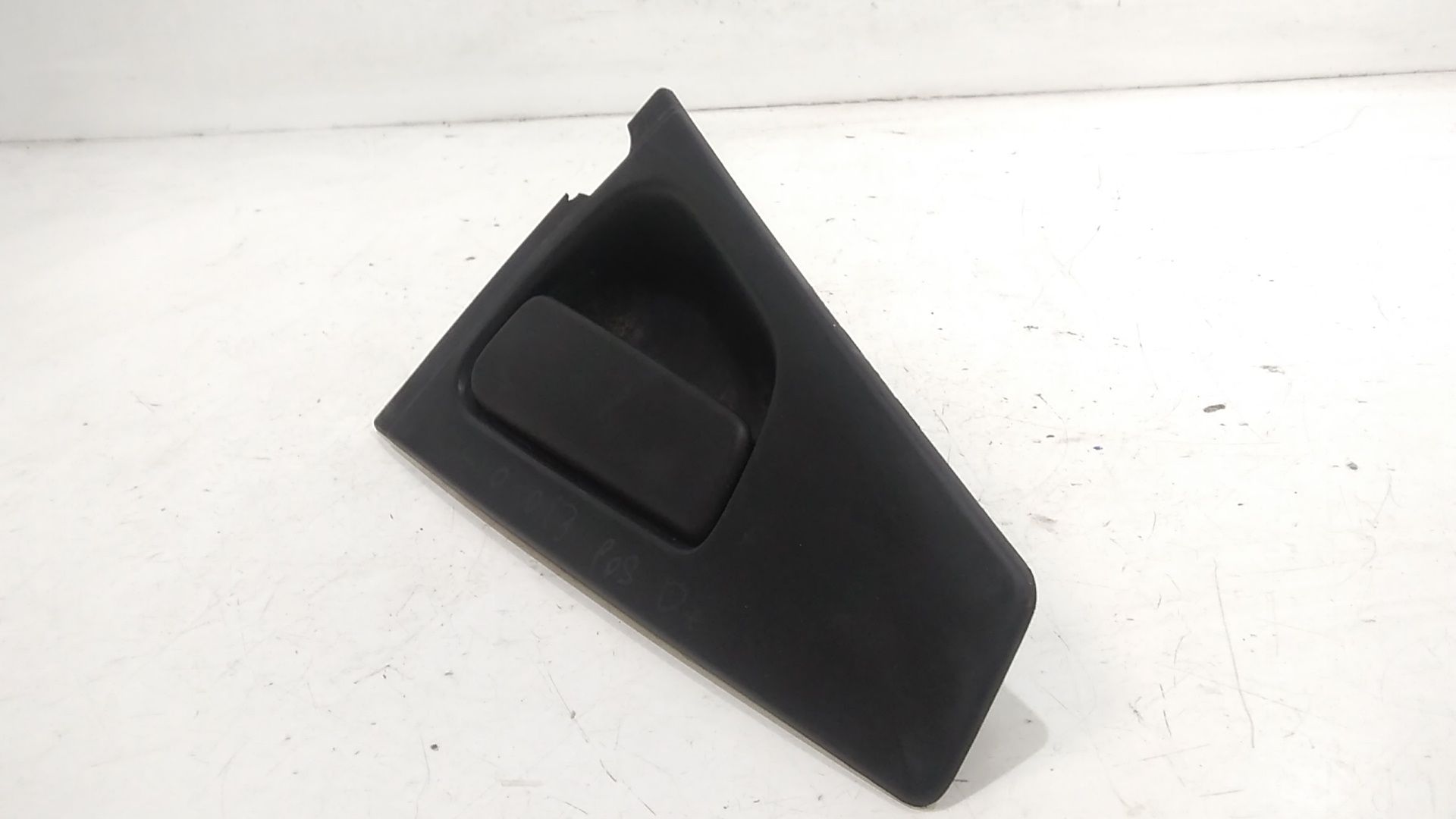 Maniglia esterna Posteriore Destra RENAULT Clio Serie IV (12>19)