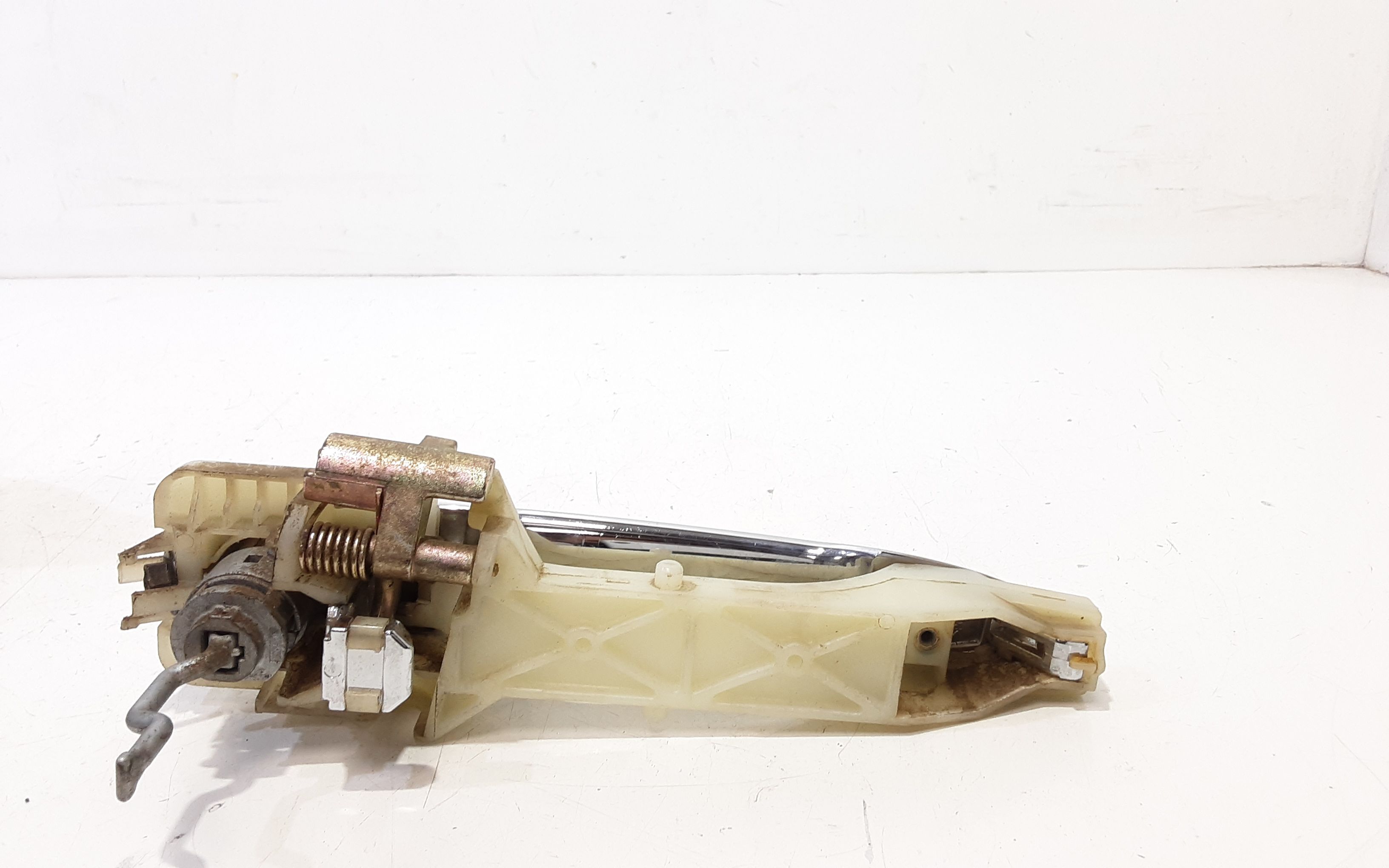 Maniglia esterna Anteriore Sinistra KIA Carens 2 Serie