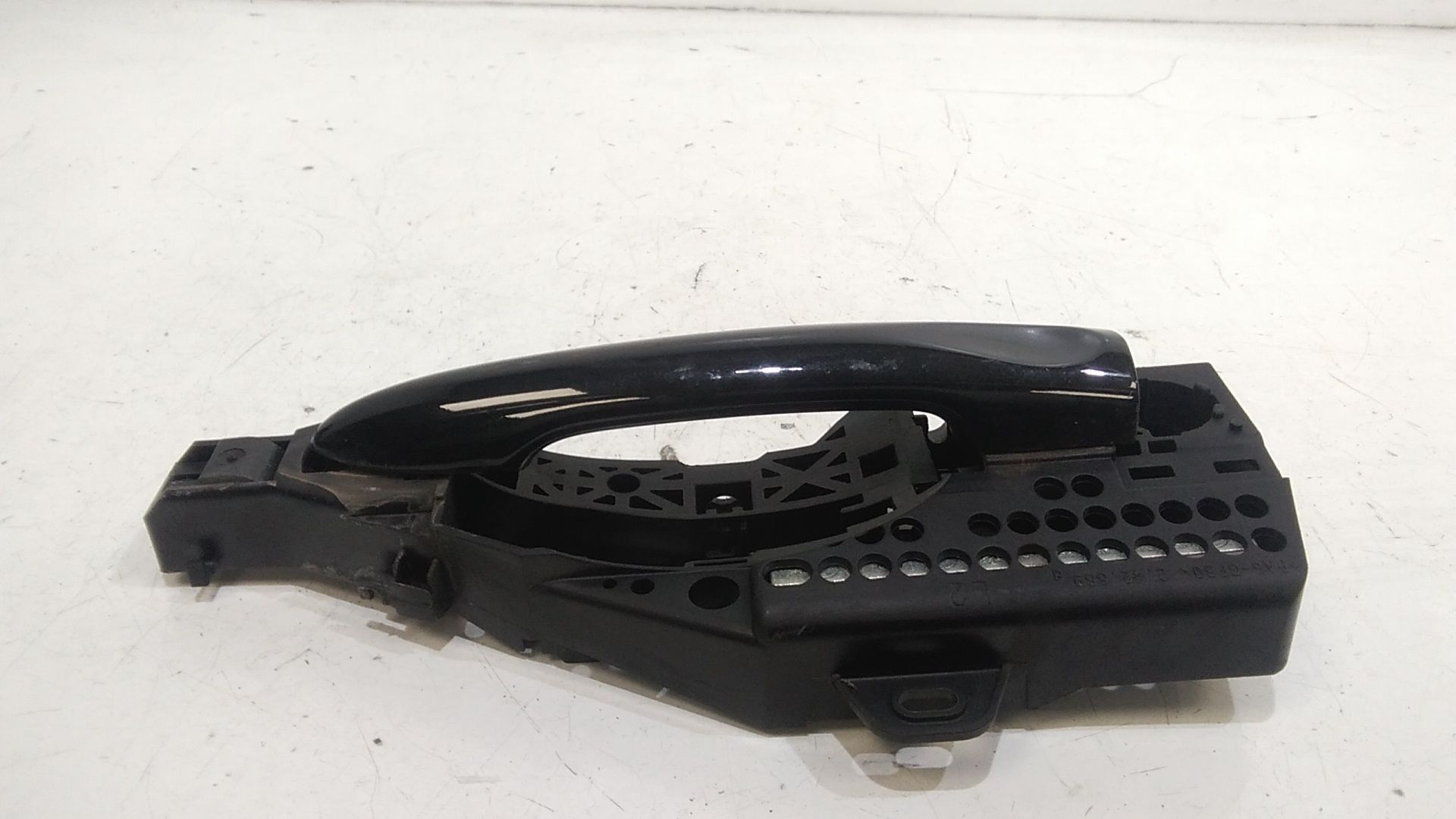 Maniglia esterna Anteriore Sinistra RENAULT Clio Serie IV (12>19)