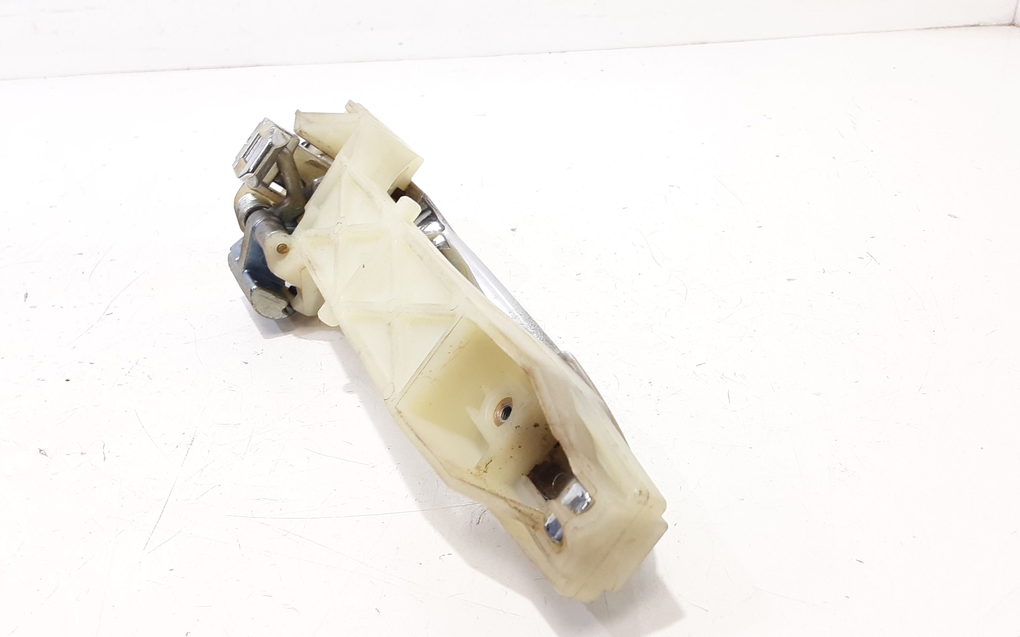 Maniglia esterna Anteriore Destra KIA Carens 2 Serie