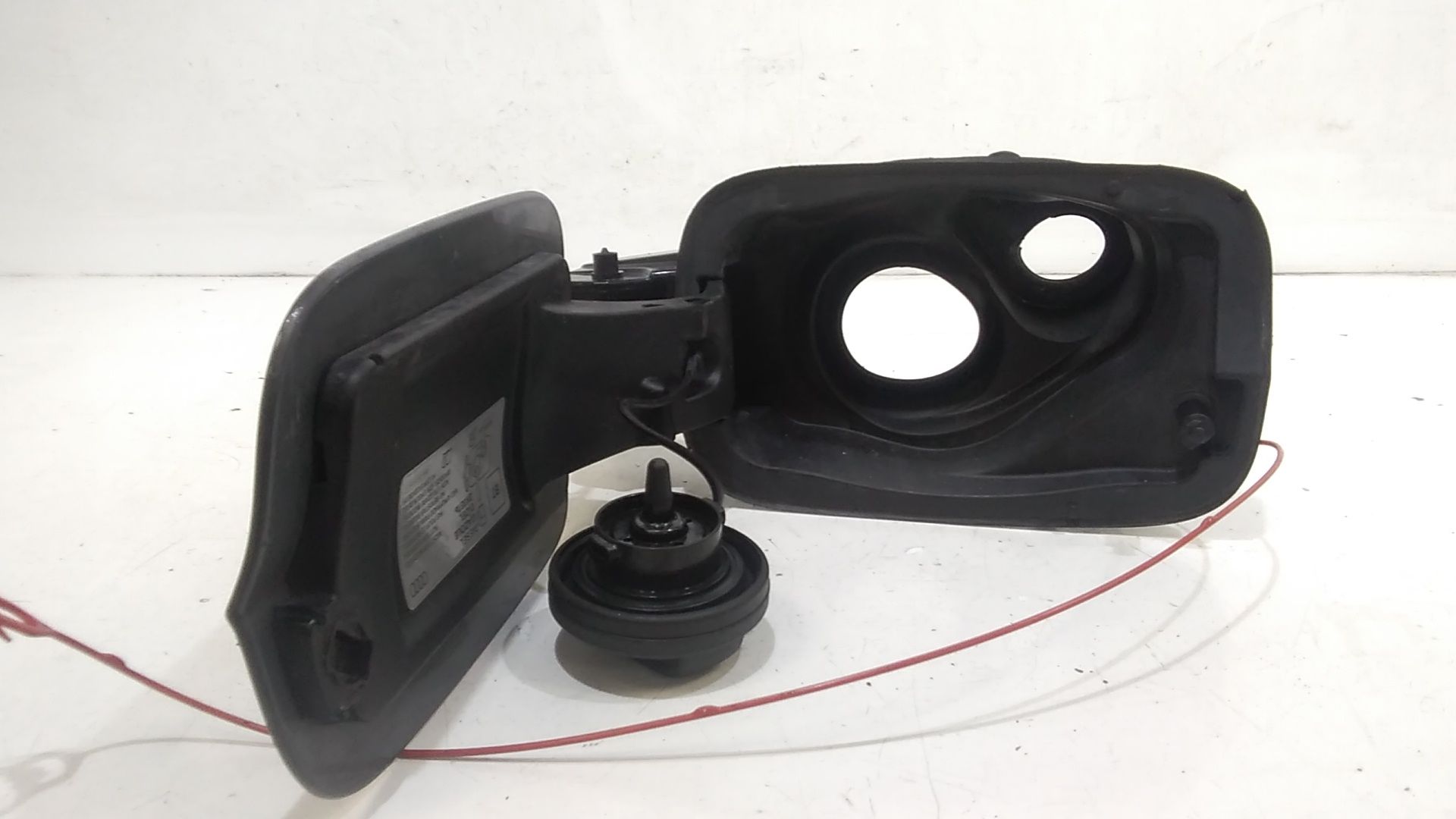 Sportellino Carburante AUDI A3 Sportback (8YA) (19>)