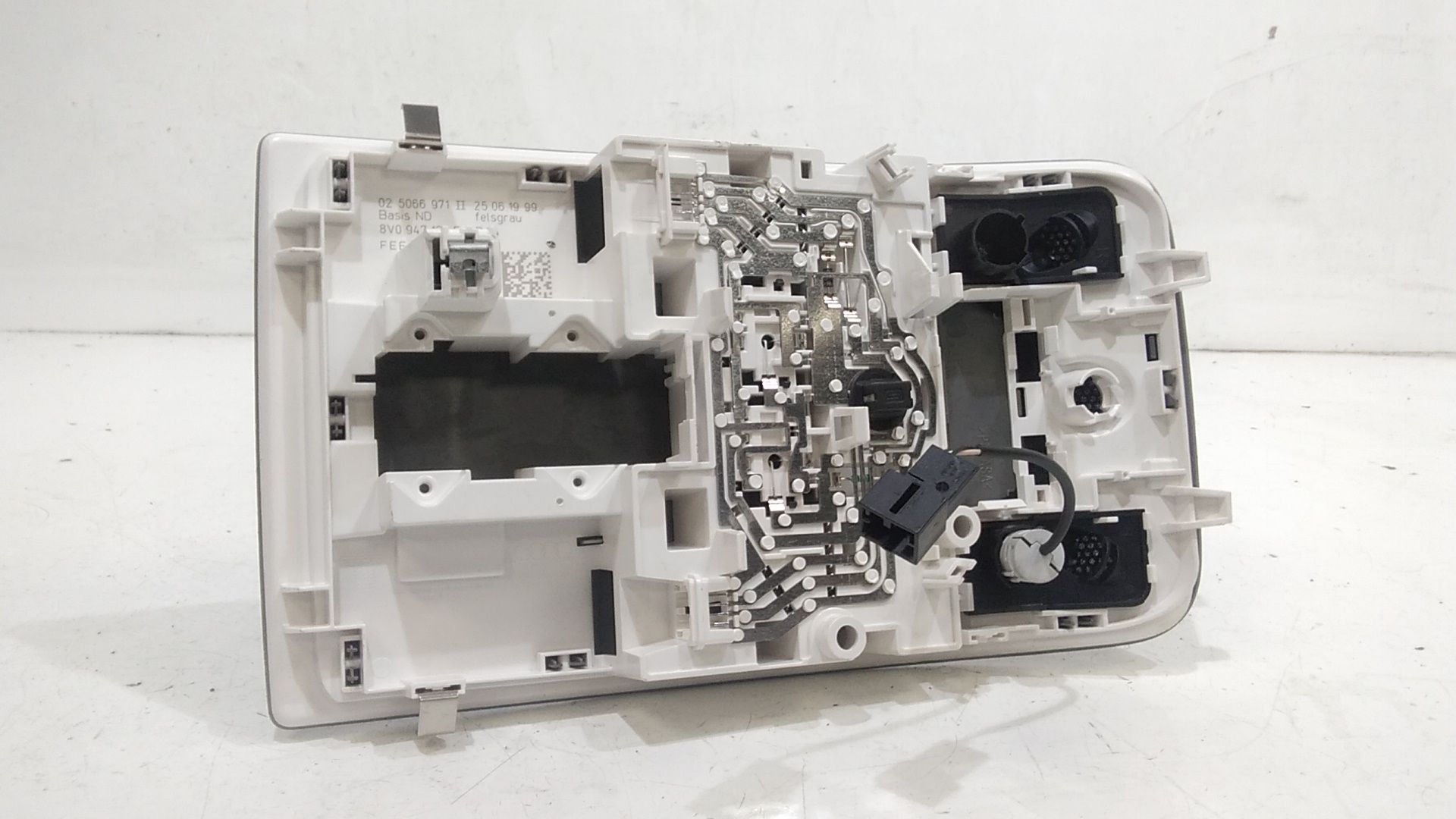 Plafoniera AUDI A3 Sportback (8YA) (19>)