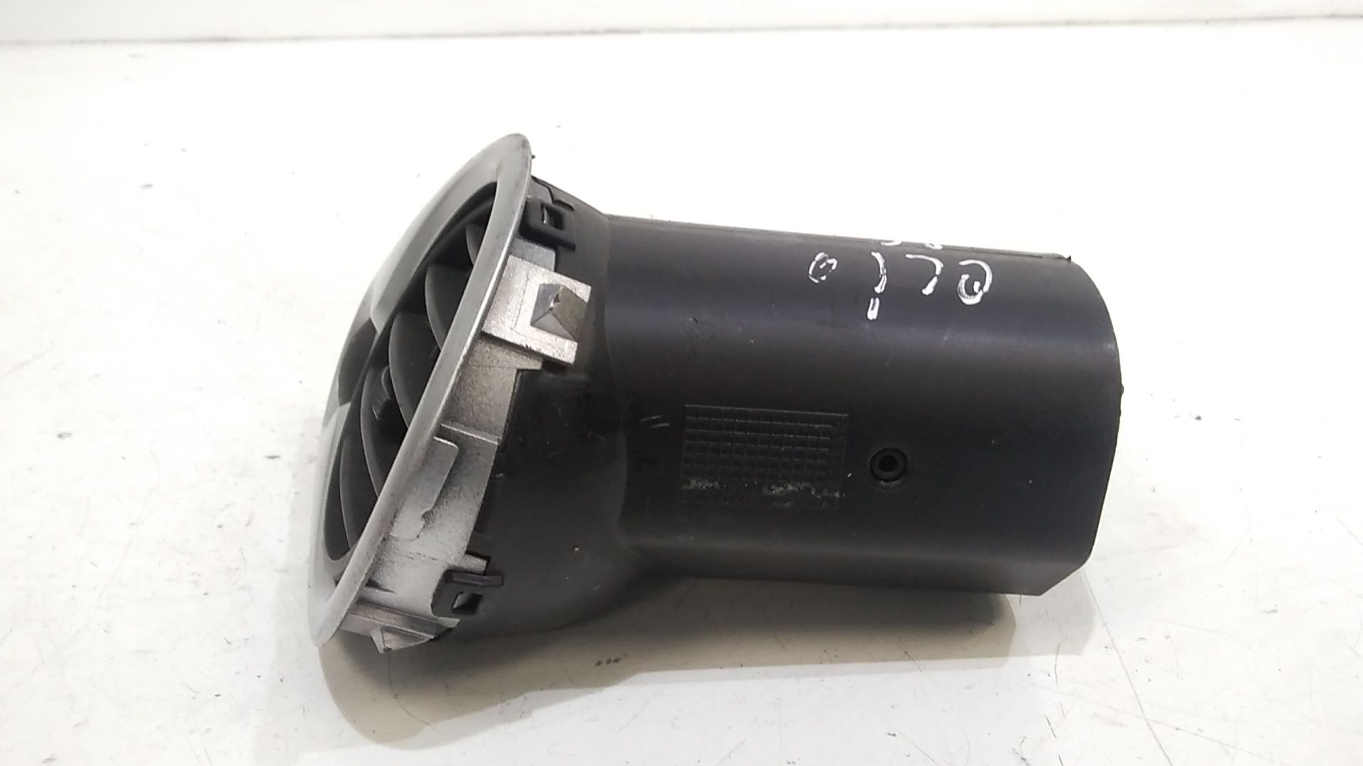 Bocchetta aria cruscotto lato passeggero RENAULT Clio Serie (04>08)