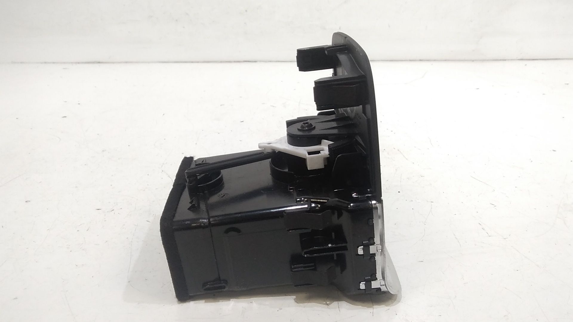 Bocchette aria tunnel centrale AUDI A3 Sportback (8YA) (19>)