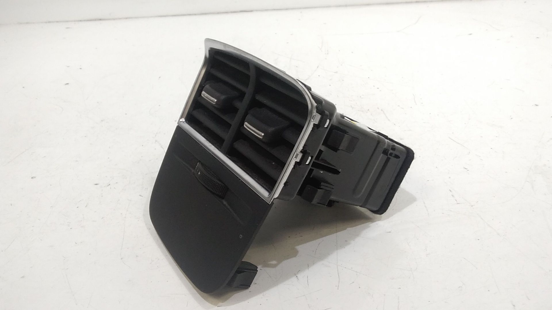 Bocchette aria tunnel centrale AUDI A3 Sportback (8YA) (19>)