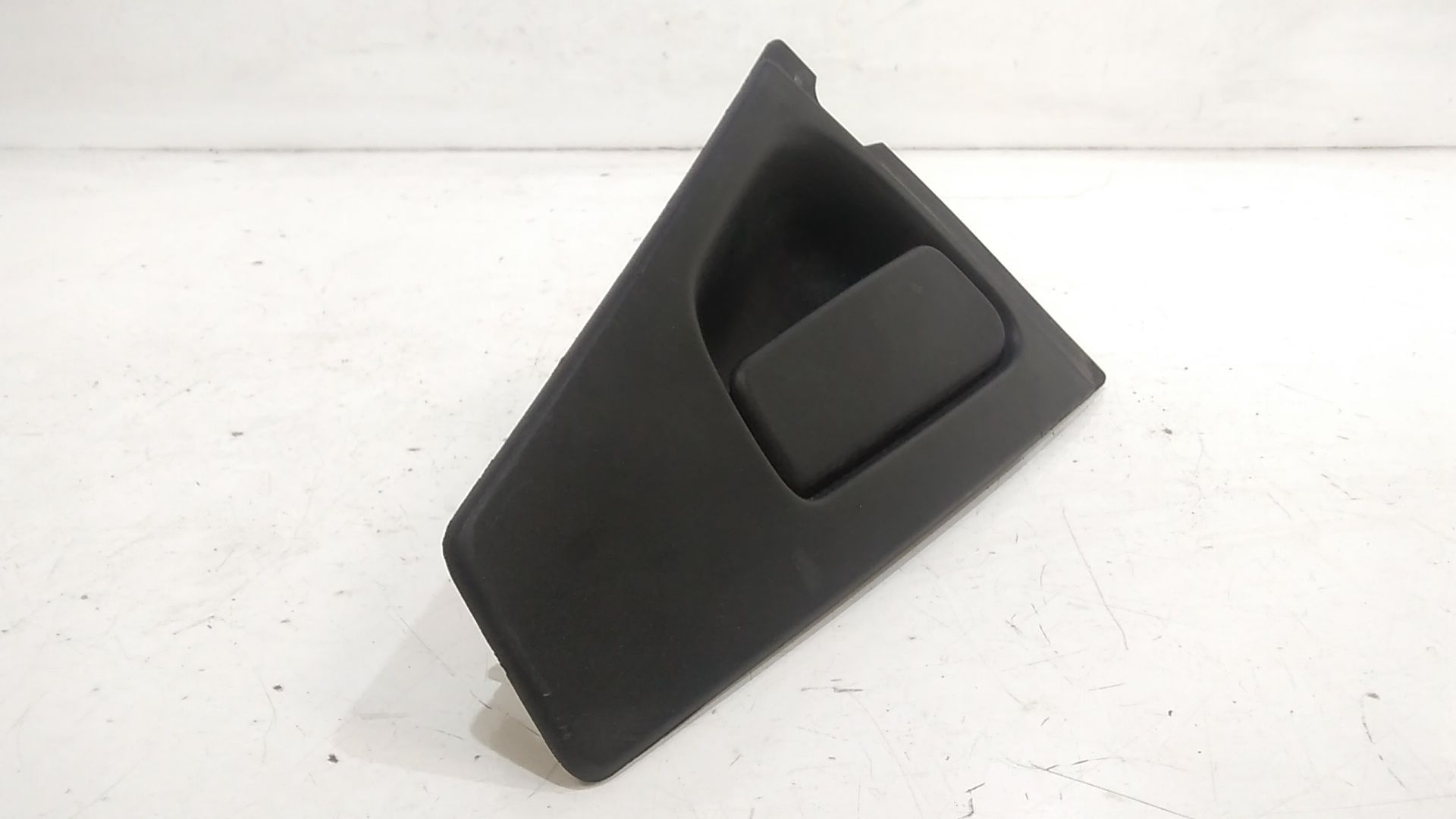 Maniglia esterna Posteriore Sinistra RENAULT Clio Serie IV (12>19)