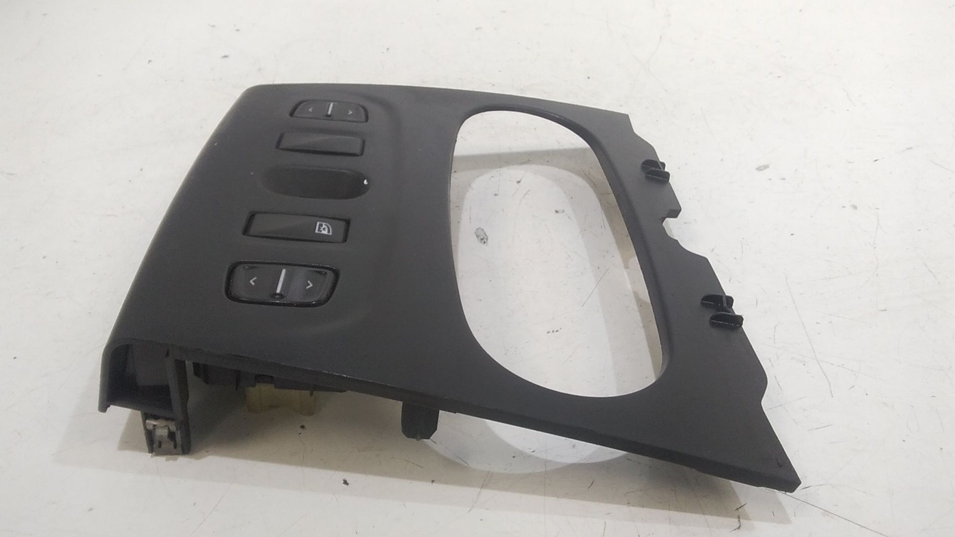 Pulsantiera alzavetri centrale DACIA Logan Serie MCV (13>)