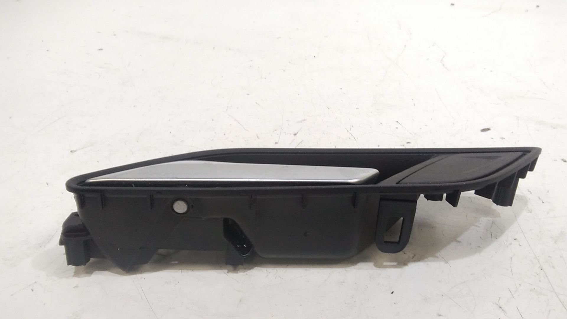 Maniglia interna Posteriore Destra AUDI A3 Sportback (8YA) (19>)