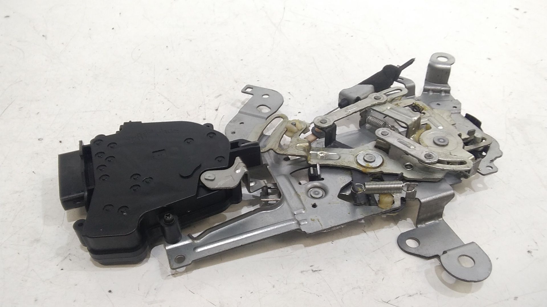 Serratura porta scorrevole dx MAZDA 5 Berlina