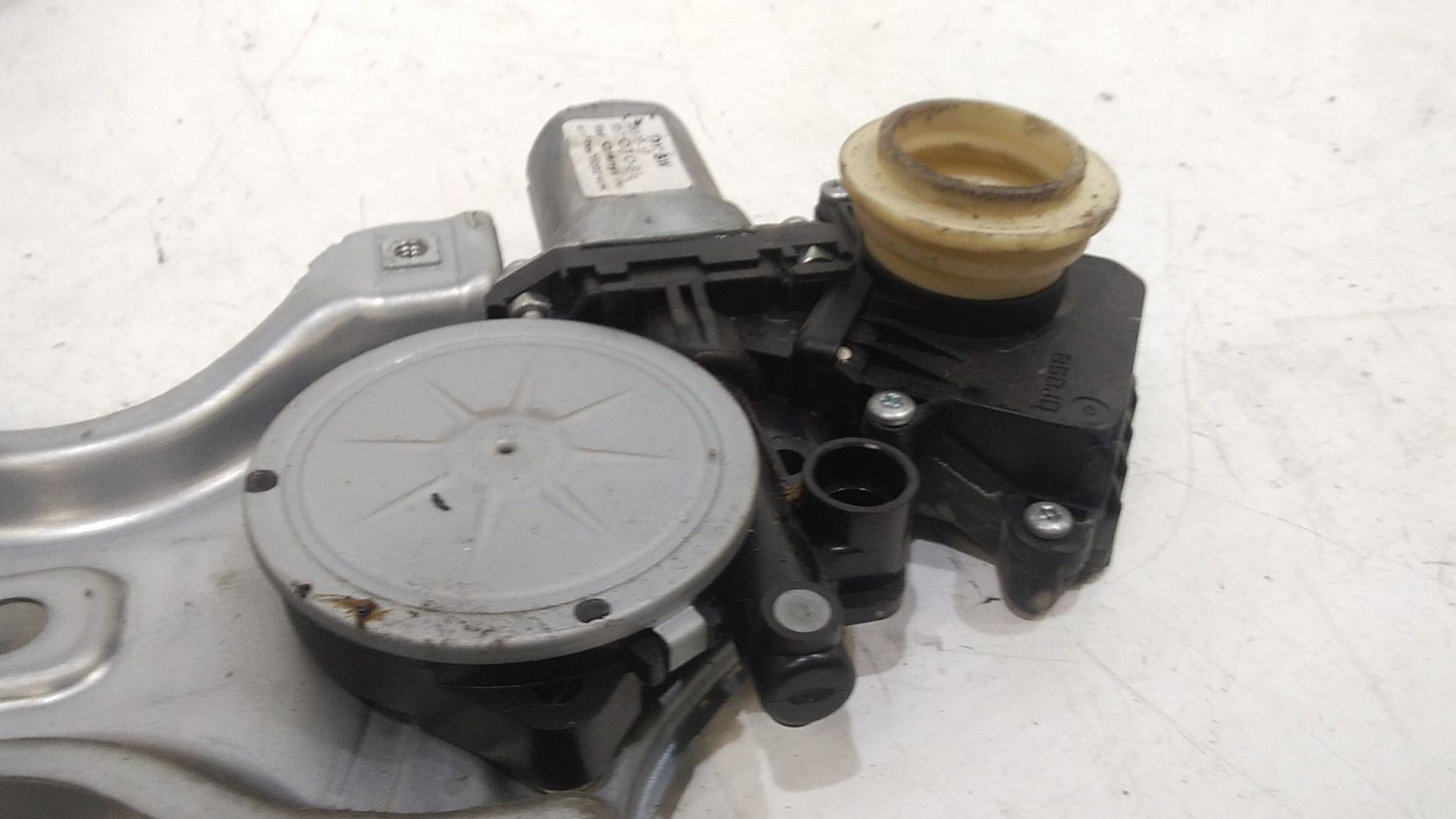 Cremagliera anteriore sinistra Guida TOYOTA Yaris Serie (05>08)