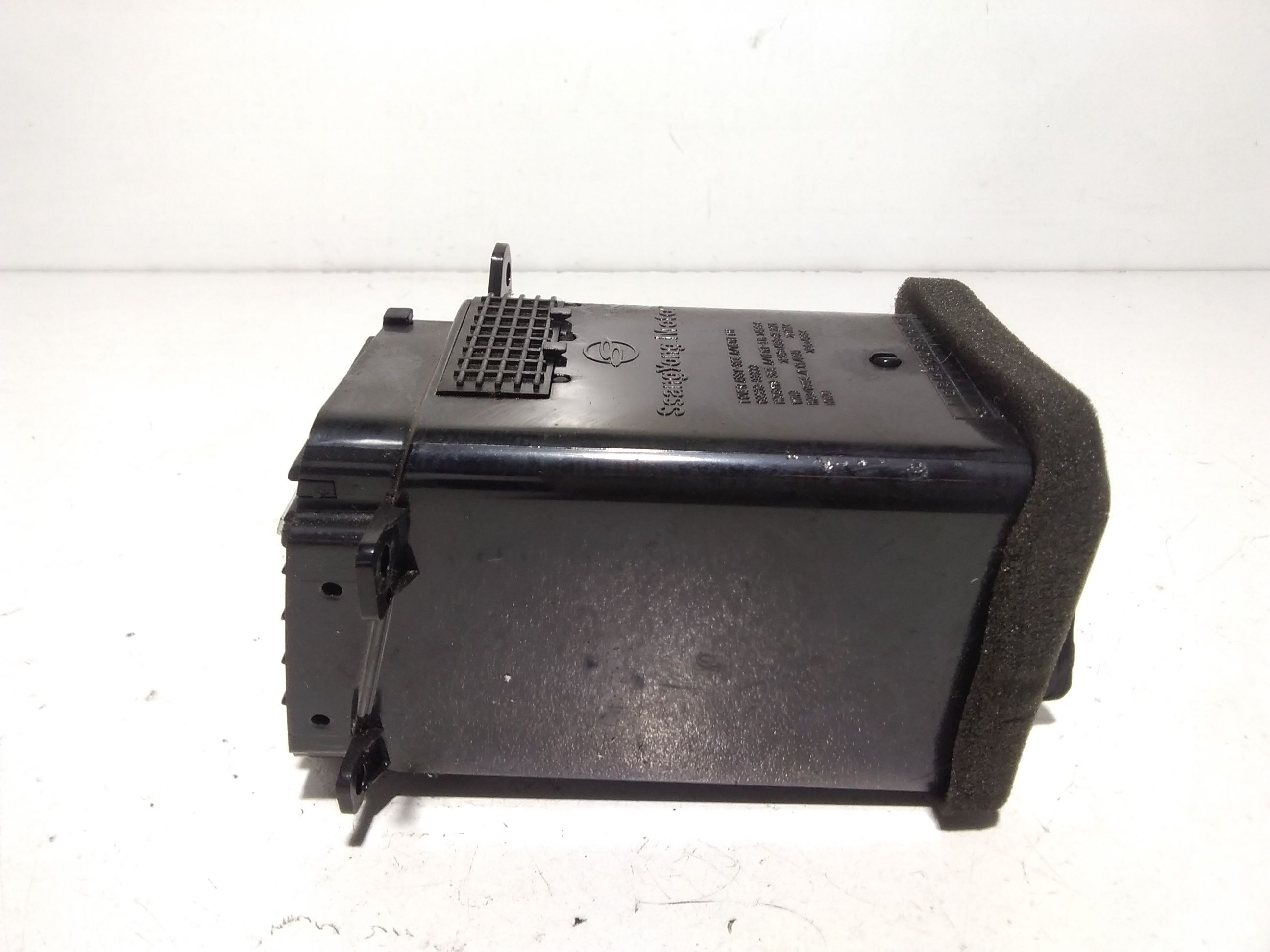 Bocchetta aria cruscotto lato passeggero SSANGYONG Kyron 2 Serie