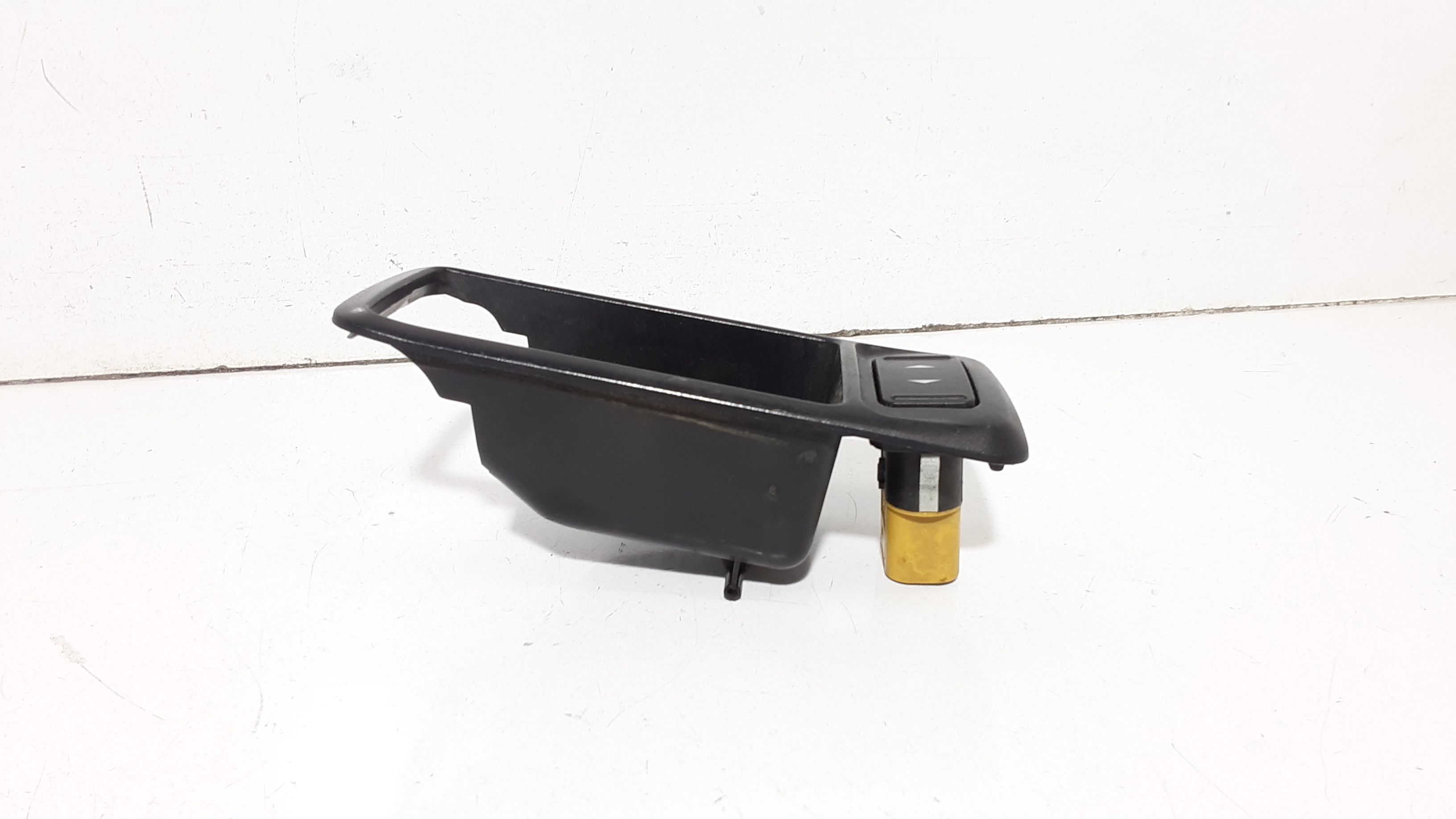 Pulsantiera Posteriore Destra FORD C - Max Serie (03>07)