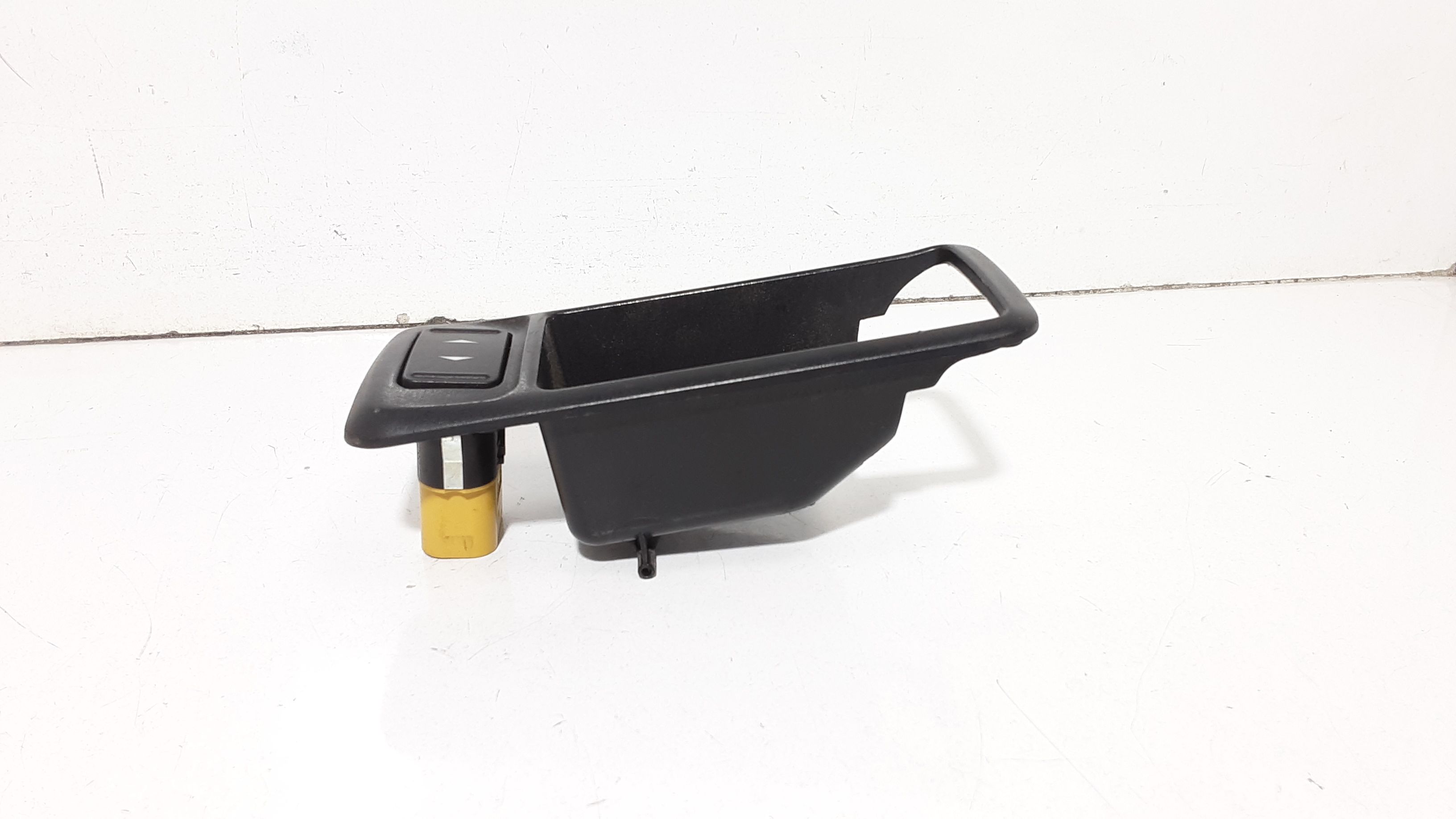 Pulsantiera Posteriore Destra FORD C - Max Serie (03>07)