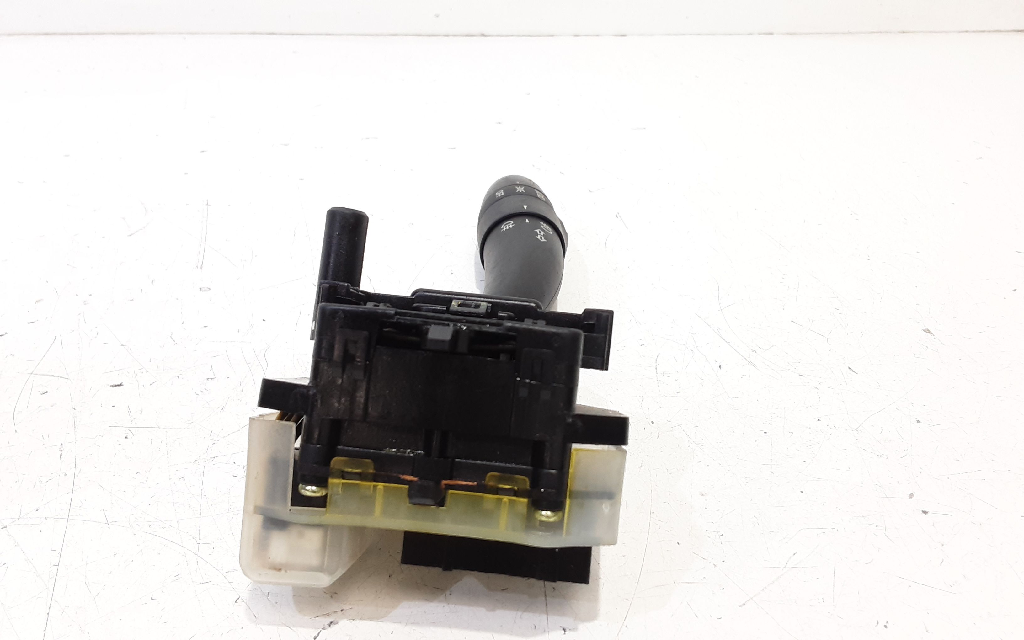 Devioluci sinistro KIA Cee d 1 Serie