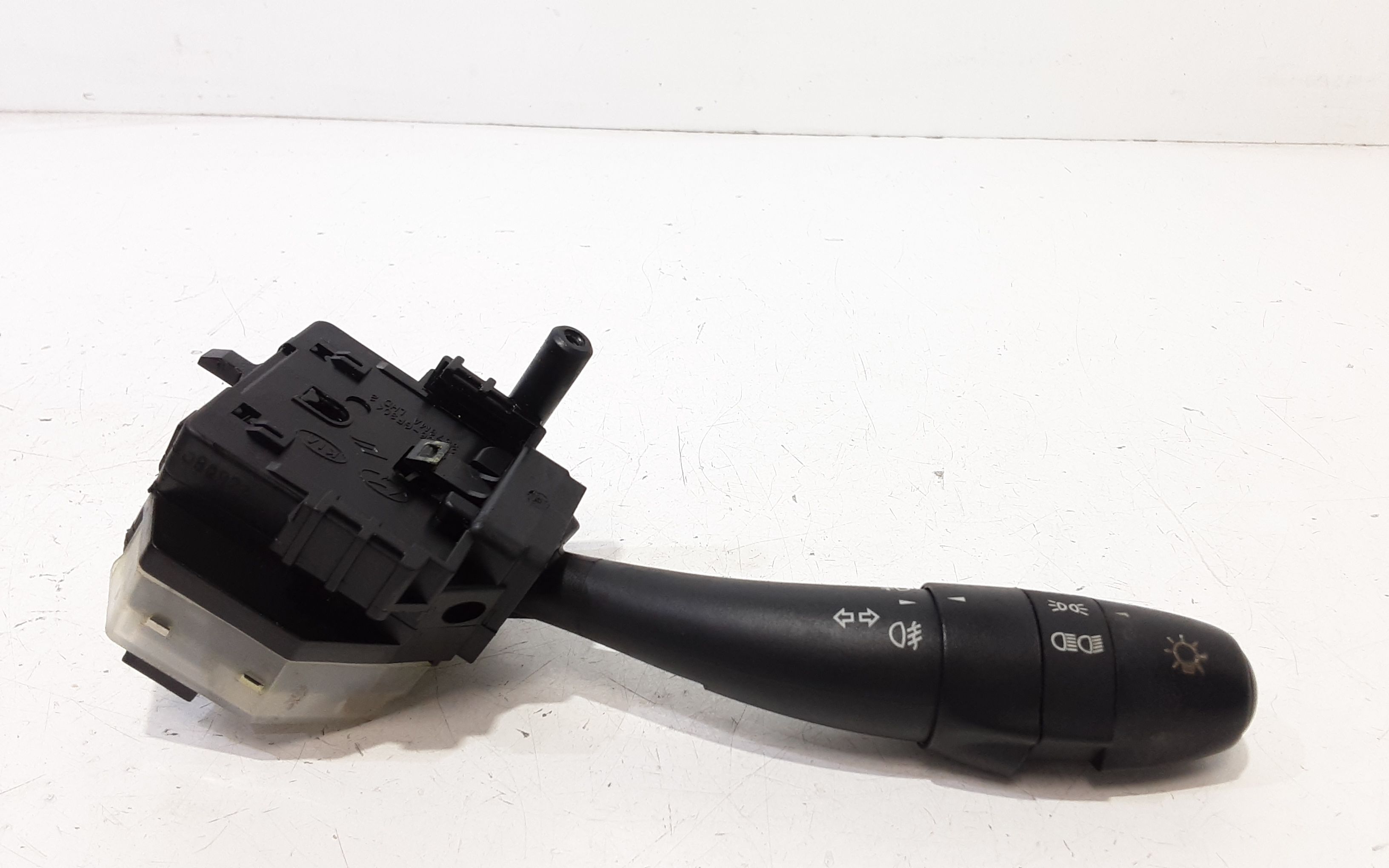 Devioluci sinistro KIA Cee d 1 Serie