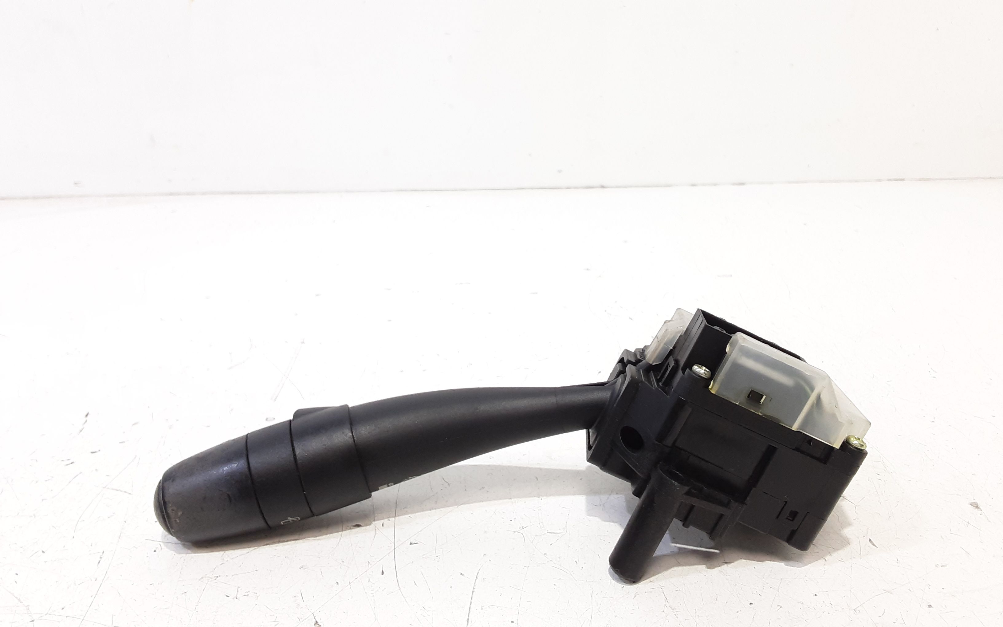 Devioluci destro KIA Cee d 1 Serie