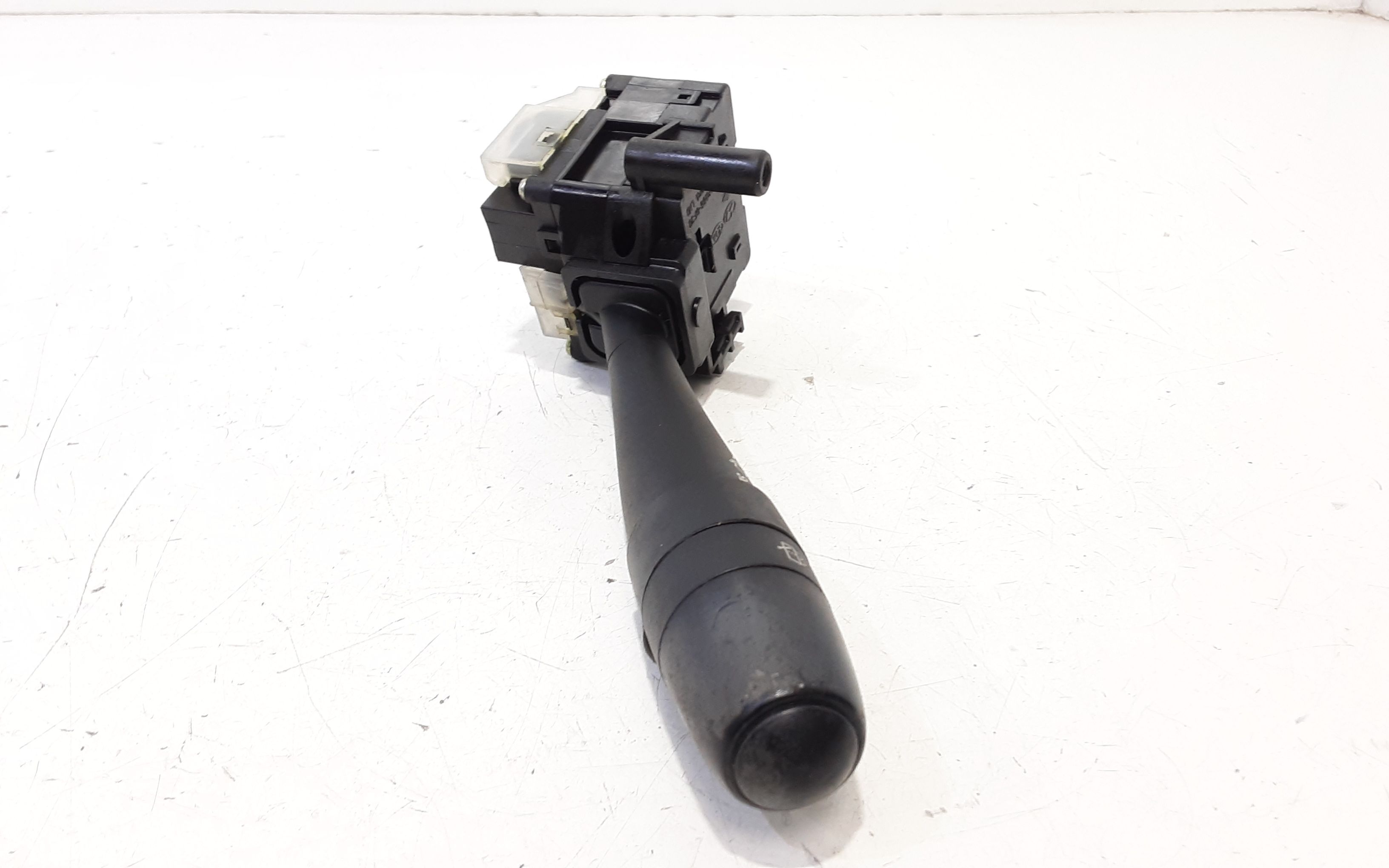 Devioluci destro KIA Cee d 1 Serie