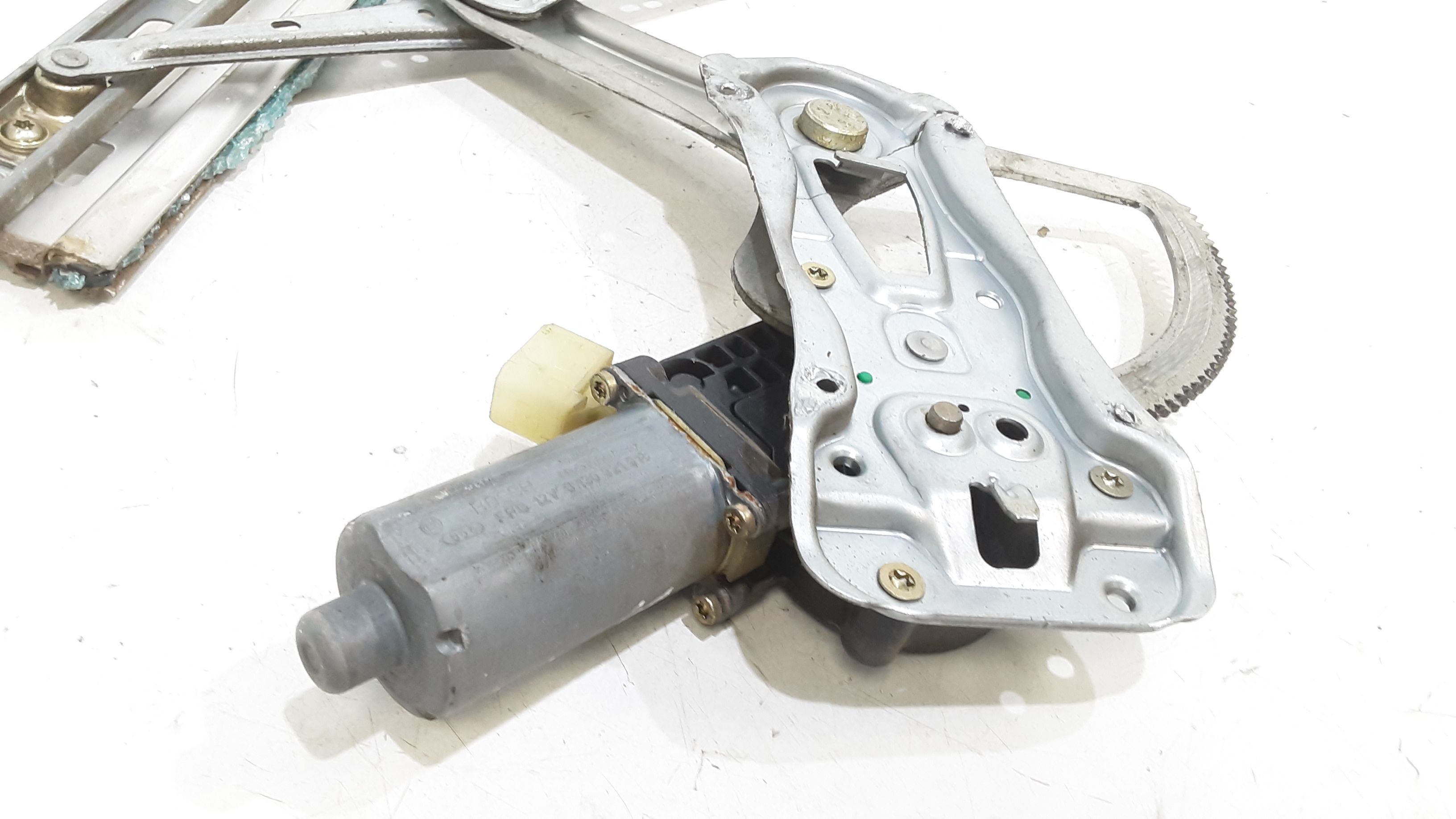 Cremagliera anteriore sinistra Guida MERCEDES CLK Coup W208