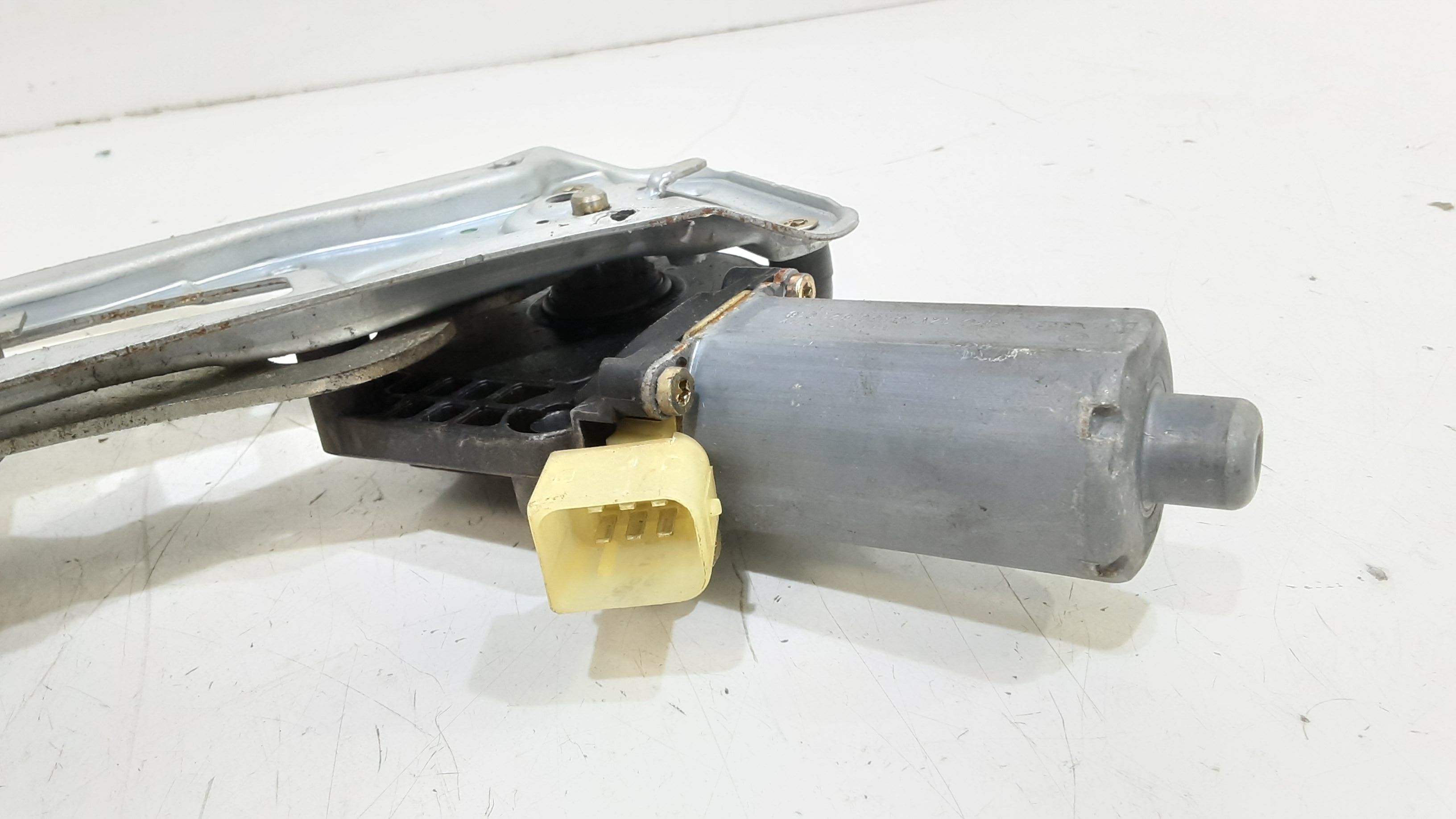 Cremagliera anteriore sinistra Guida MERCEDES CLK Coup W208