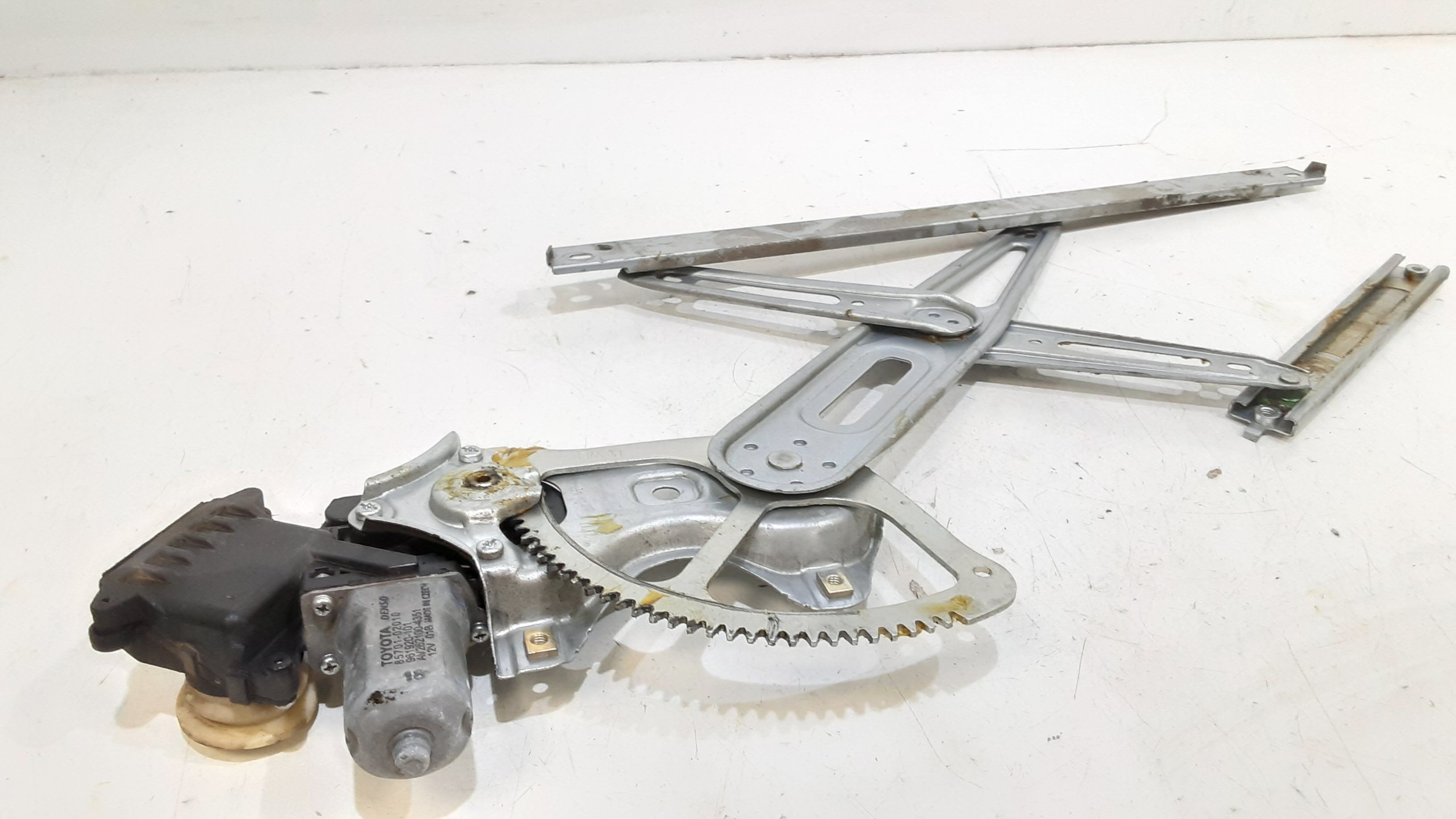 Cremagliera anteriore destra passeggero TOYOTA Auris Serie (E180) (12>18)