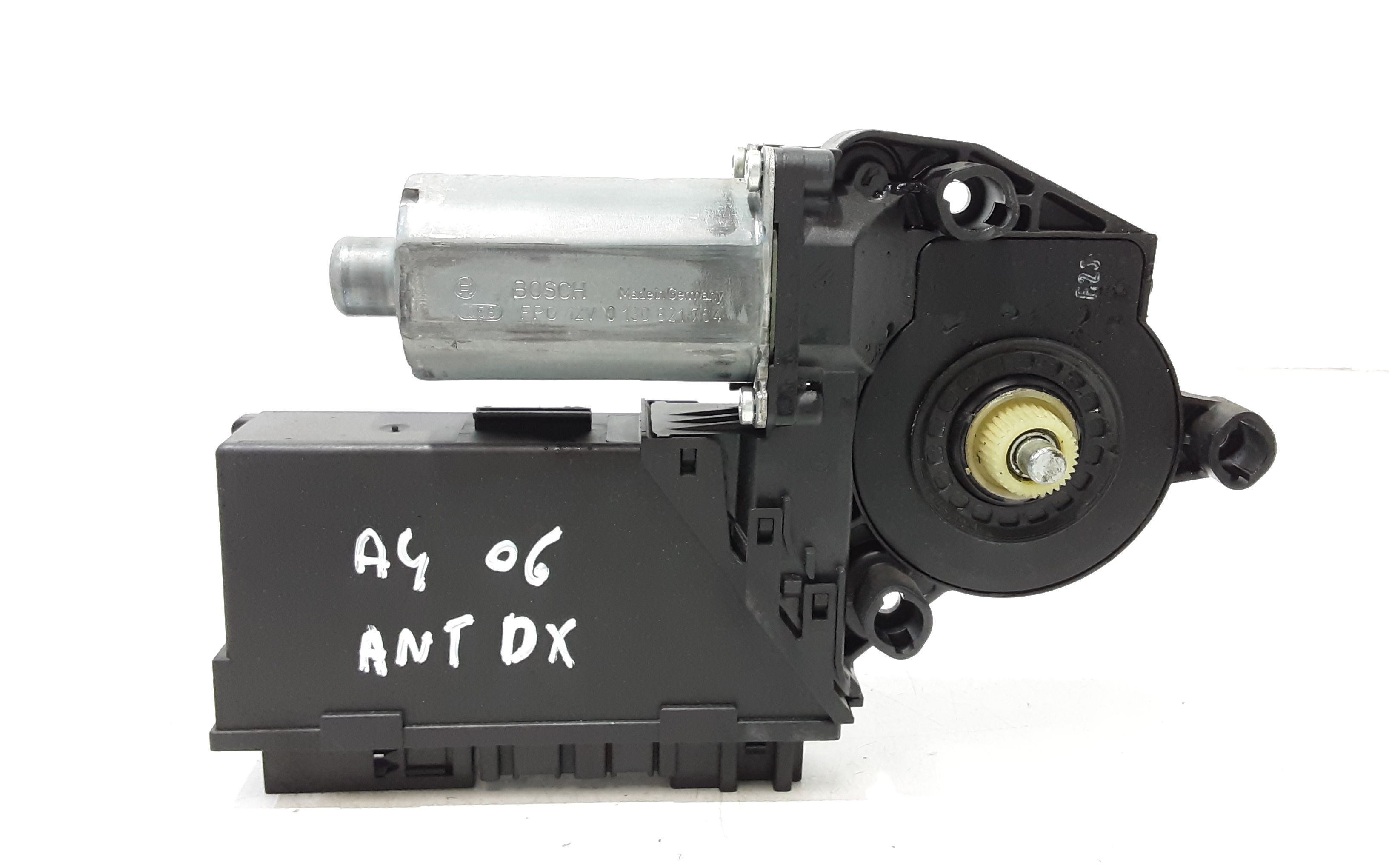 Motorino Alzavetro anteriore destra AUDI A4 Avant (8ED) (04>08)