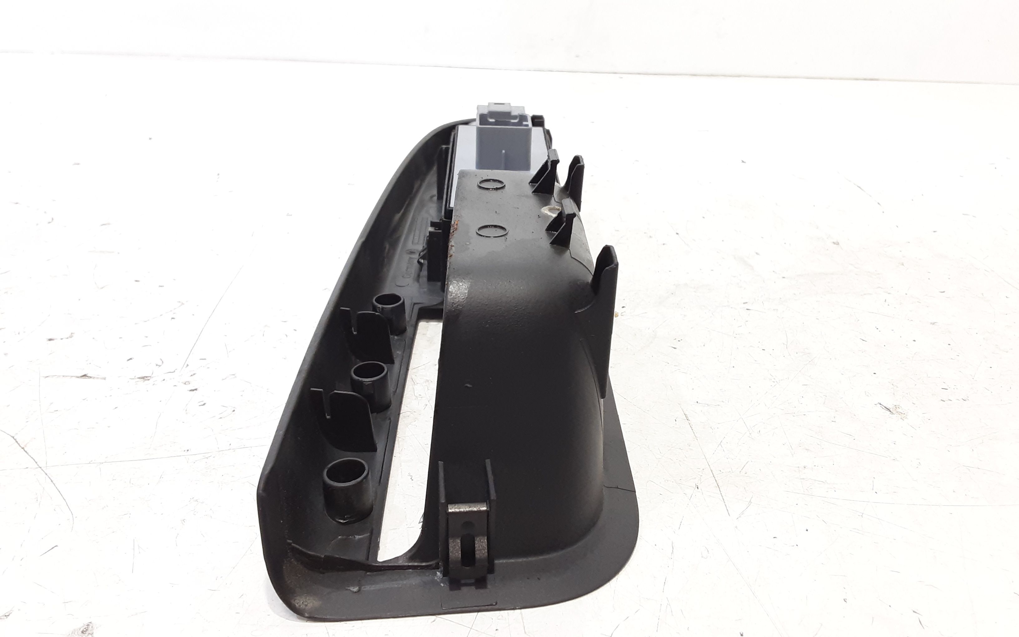 Pulsantiera anteriore sinistra Guida VOLKSWAGEN Golf 5 Berlina (03>08)