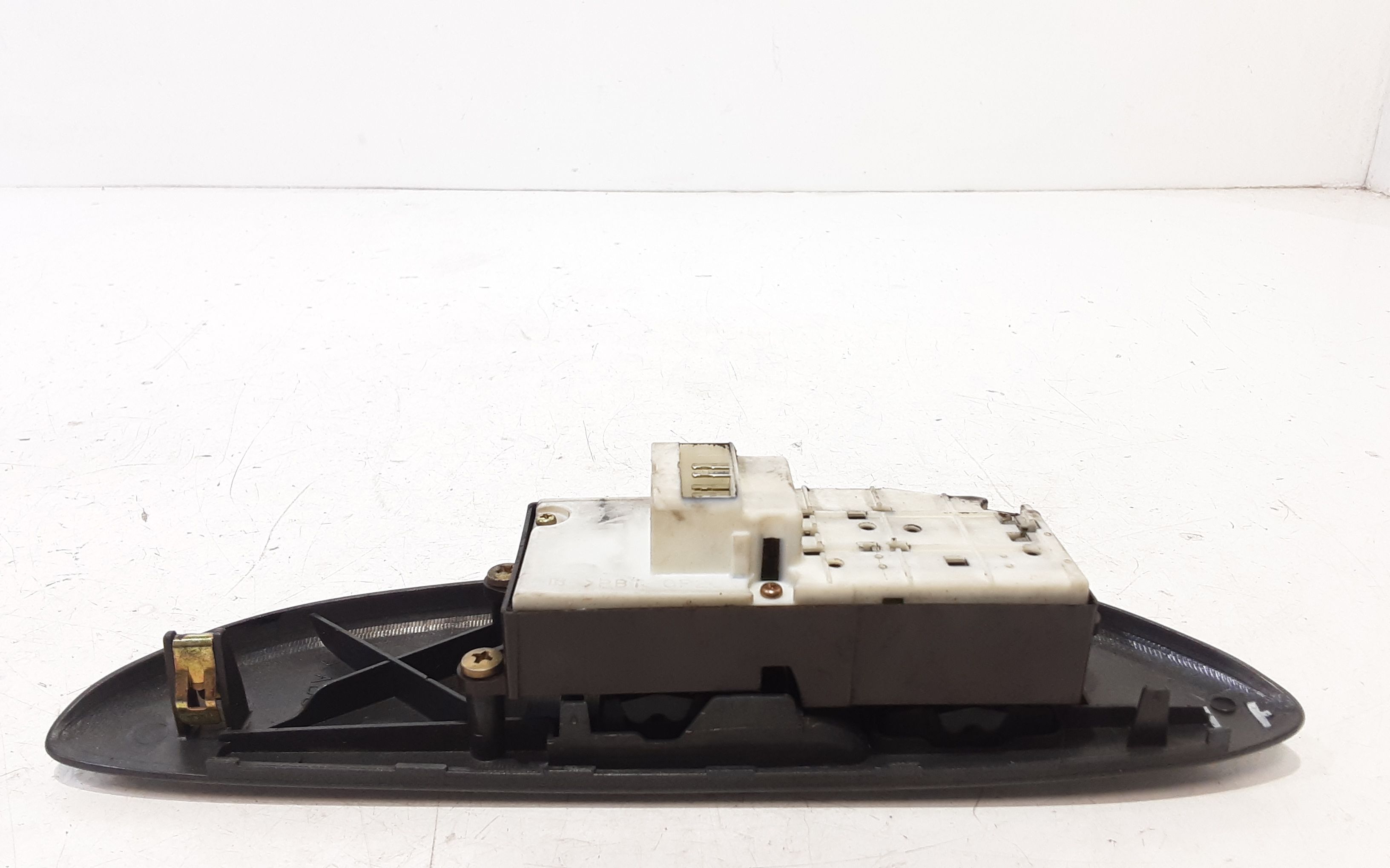 Pulsantiera anteriore sinistra Guida TOYOTA Yaris Serie (99>03)