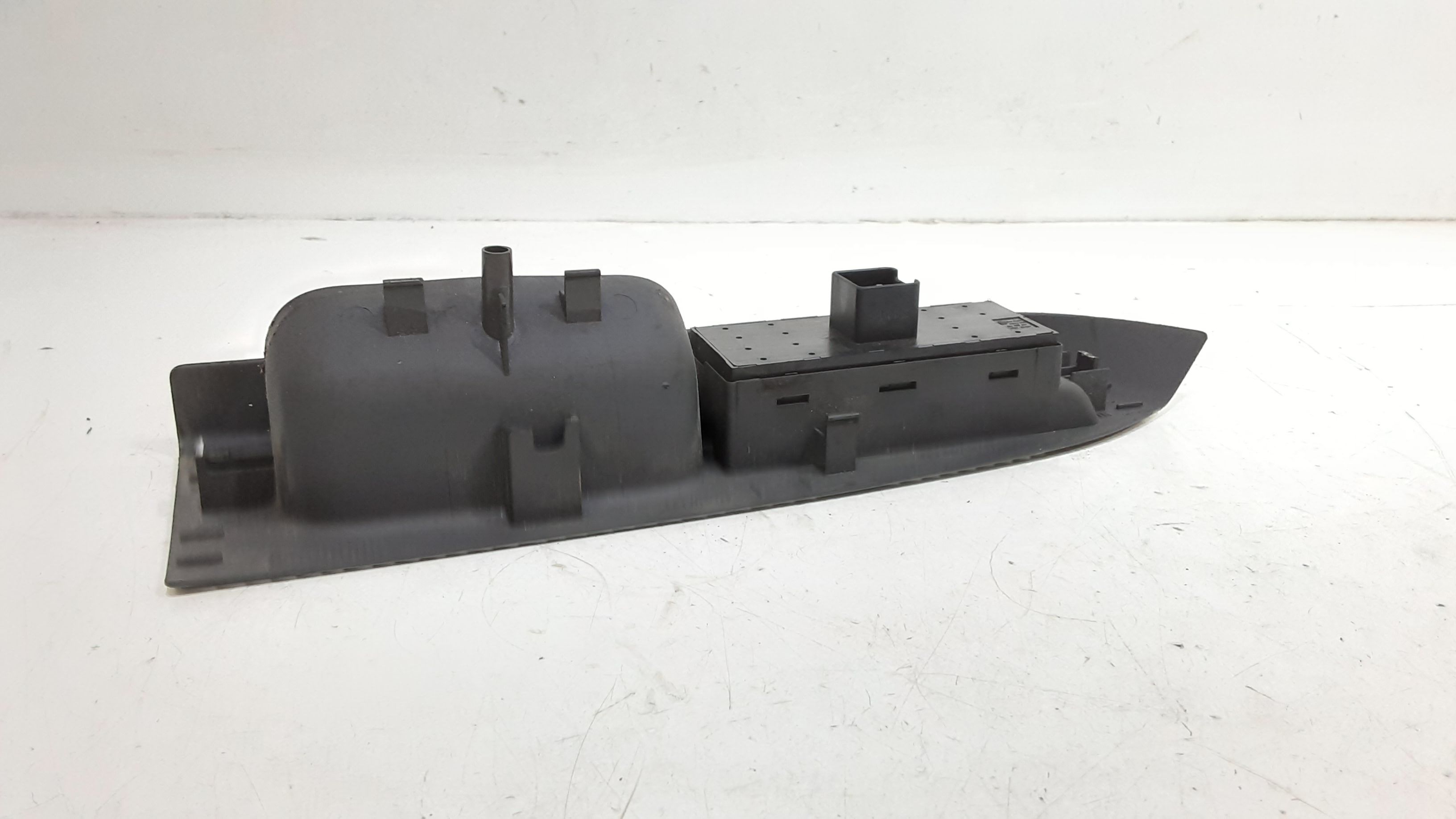 Pulsantiera anteriore sinistra Guida VOLKSWAGEN Polo 4 Serie