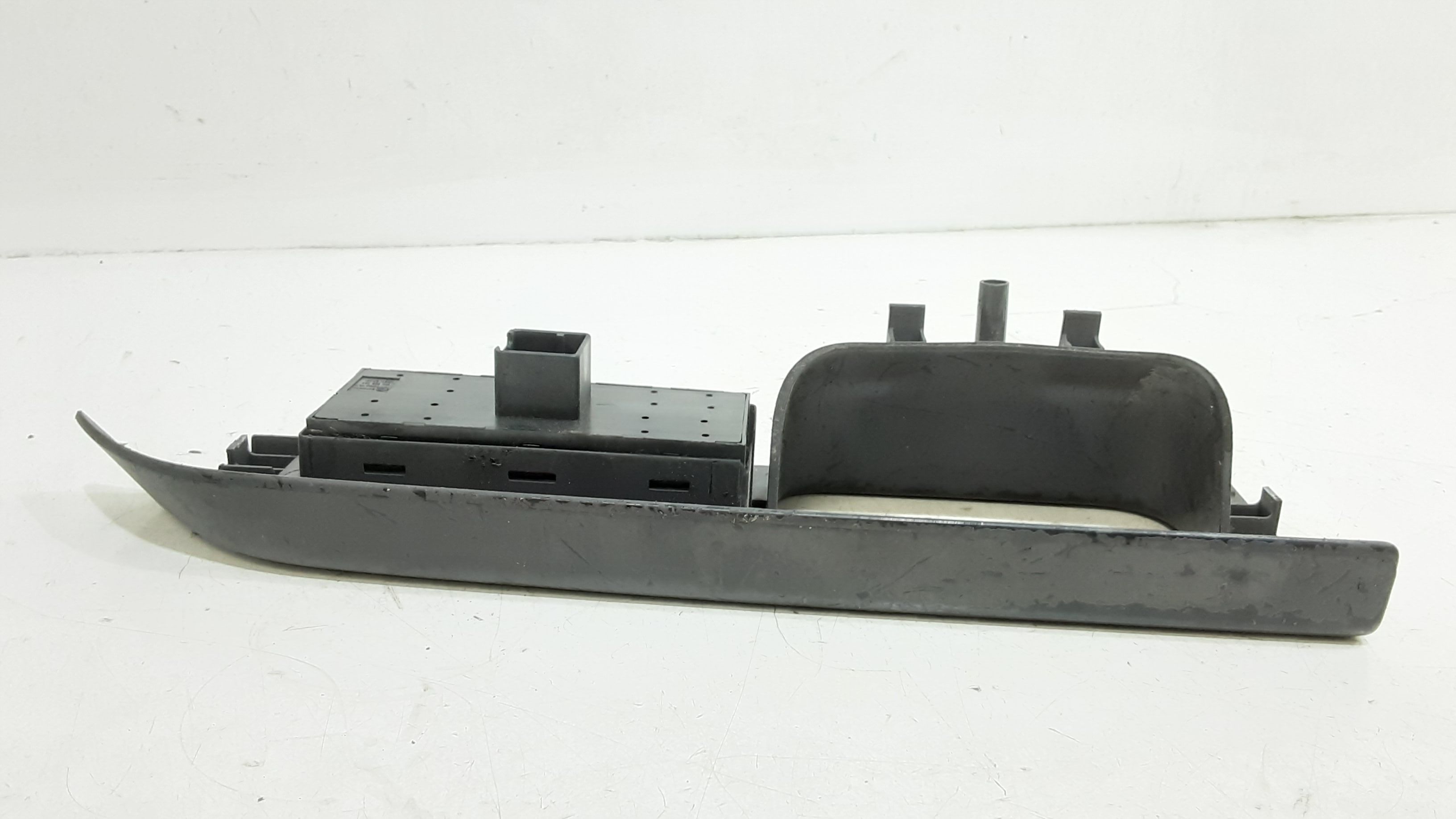 Pulsantiera anteriore sinistra Guida VOLKSWAGEN Polo 4 Serie