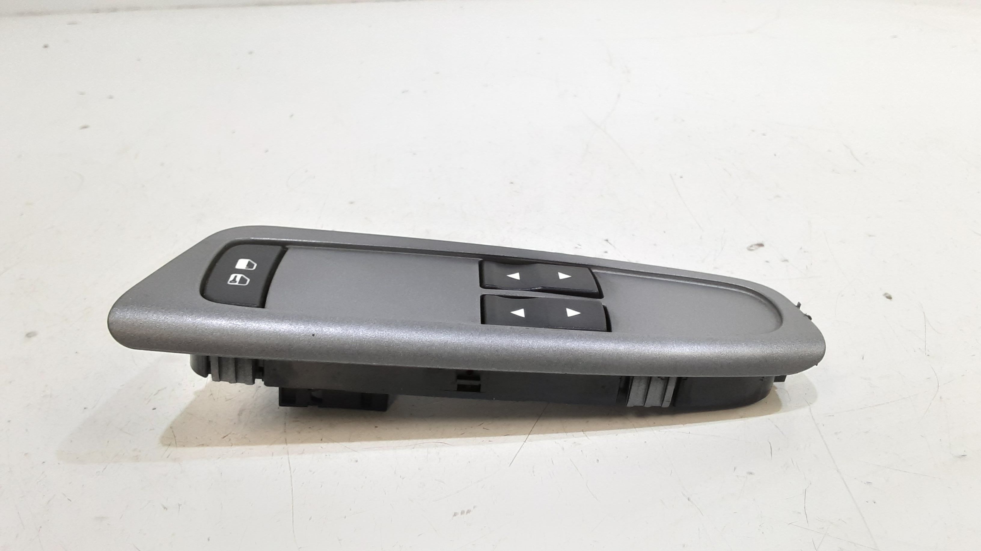 Pulsantiera anteriore sinistra Guida FIAT Stilo Berlina 3P