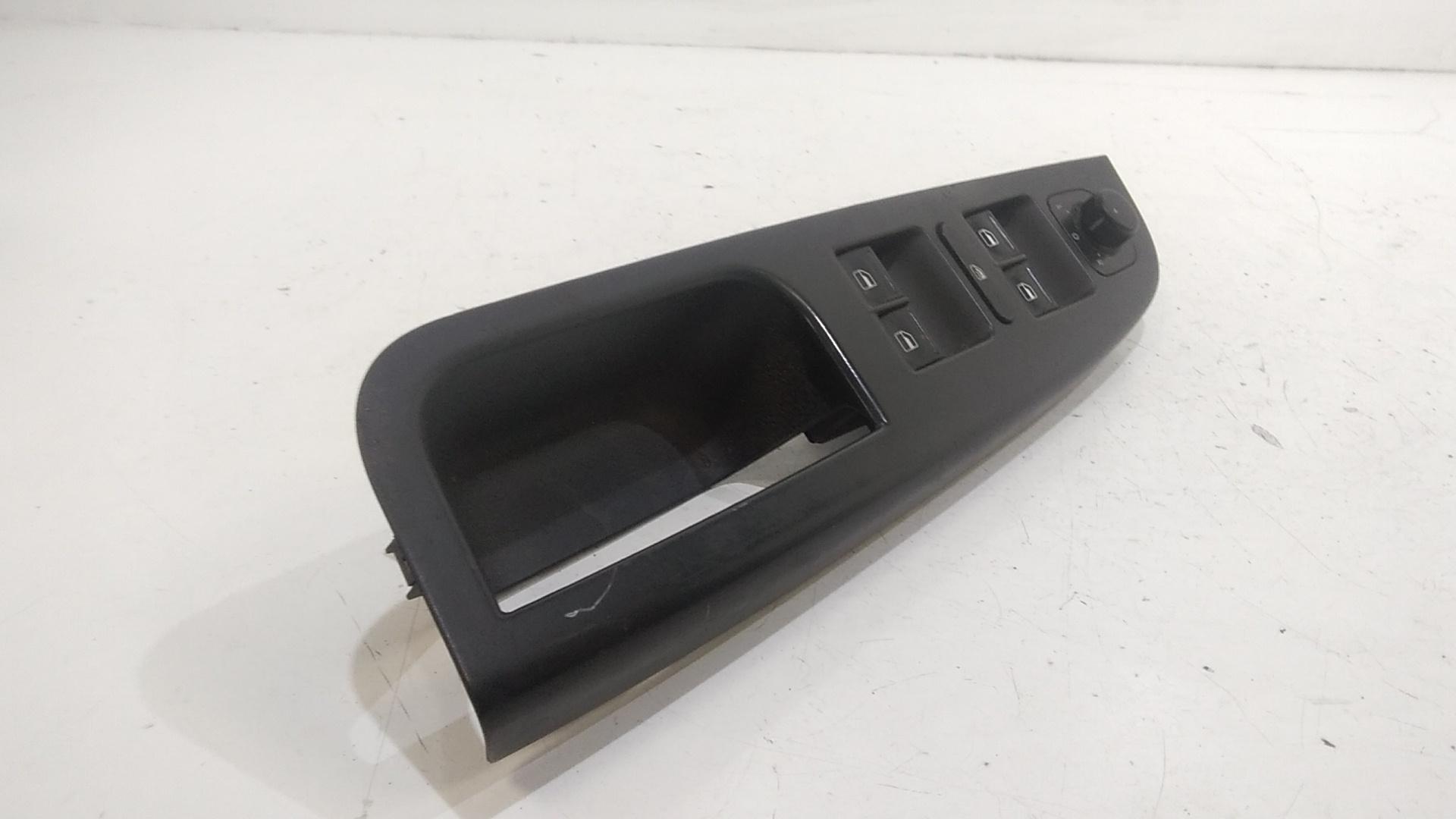 Pulsantiera anteriore sinistra Guida VOLKSWAGEN Golf 5 Berlina (03>08)