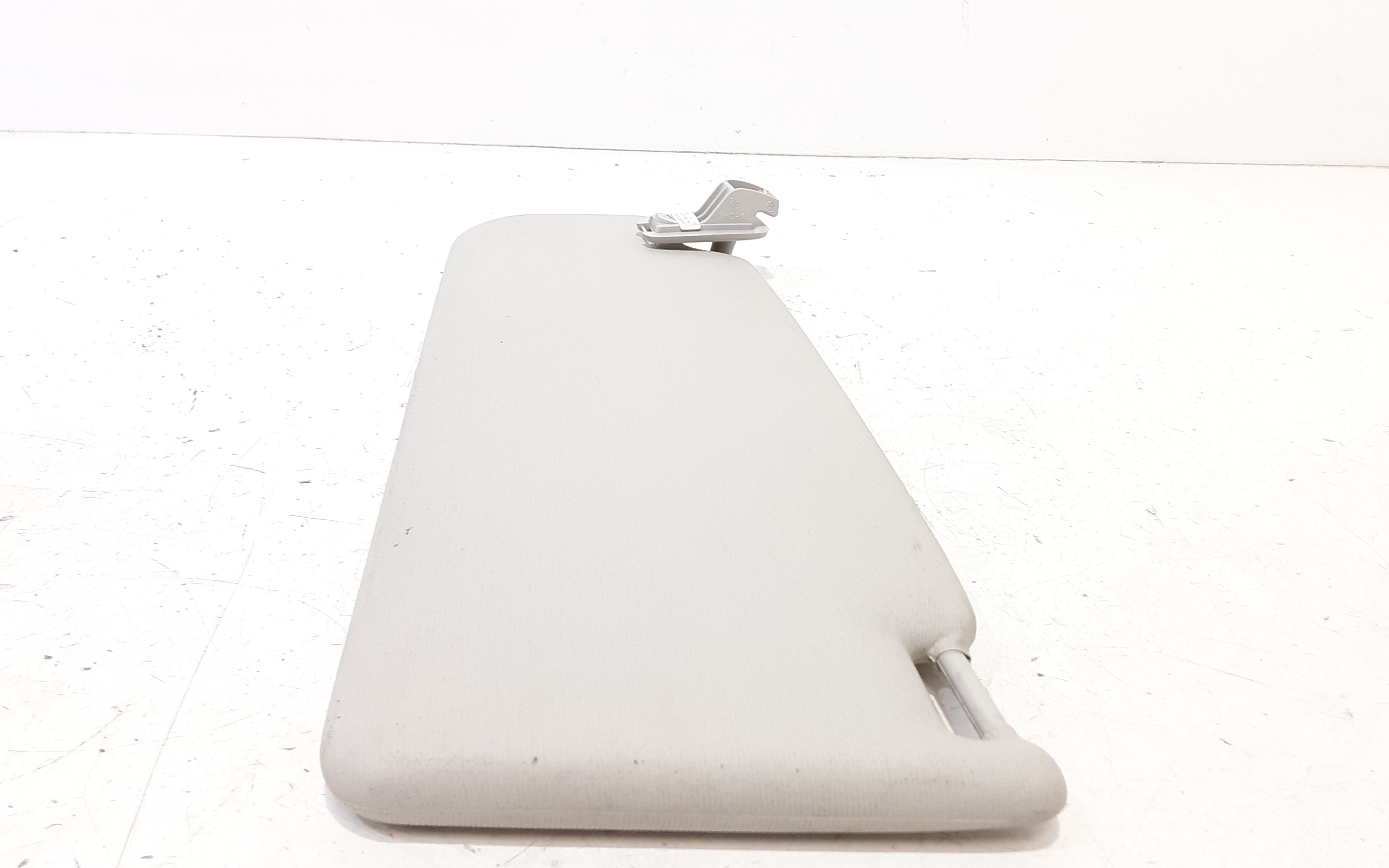 Parasole aletta Lato Passeggero VOLKSWAGEN Golf 5 Plus (04>08)