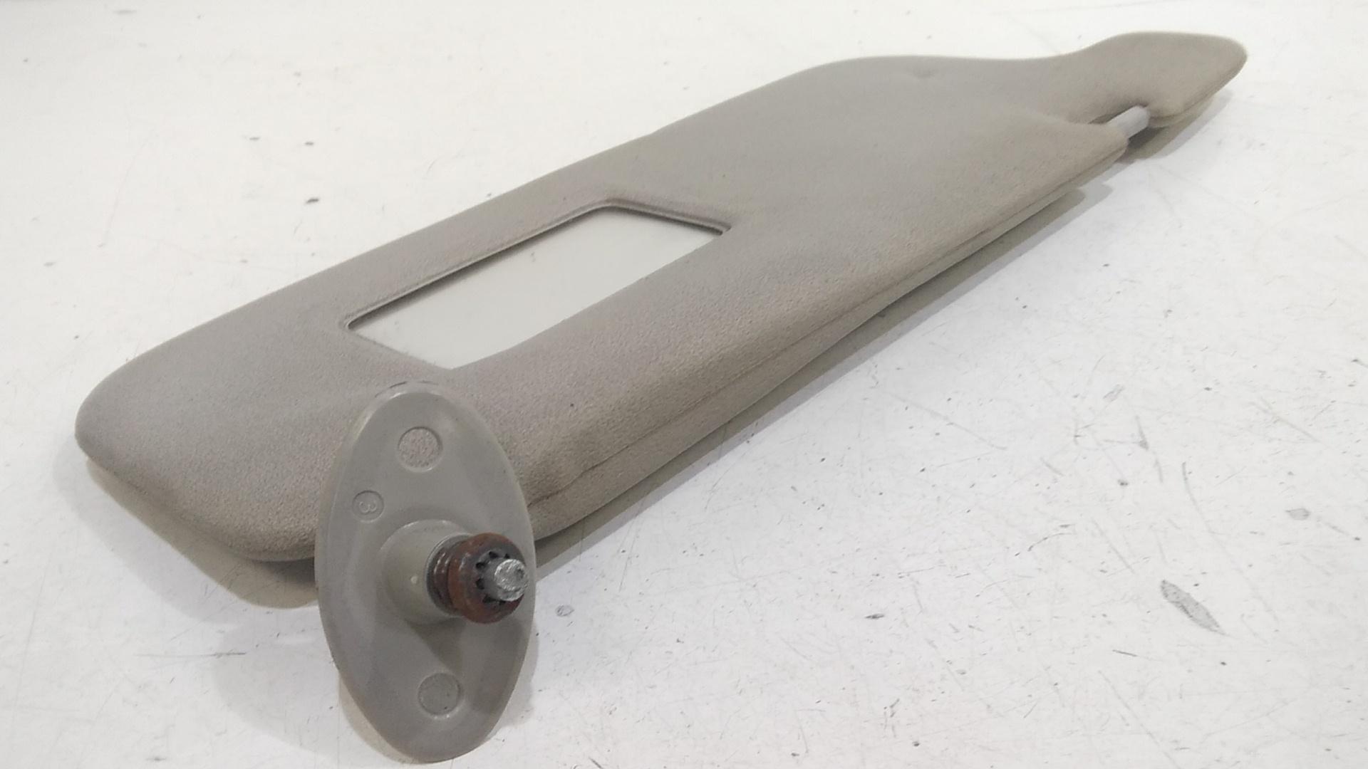 Parasole aletta Lato Passeggero TOYOTA Yaris Serie (99>03)