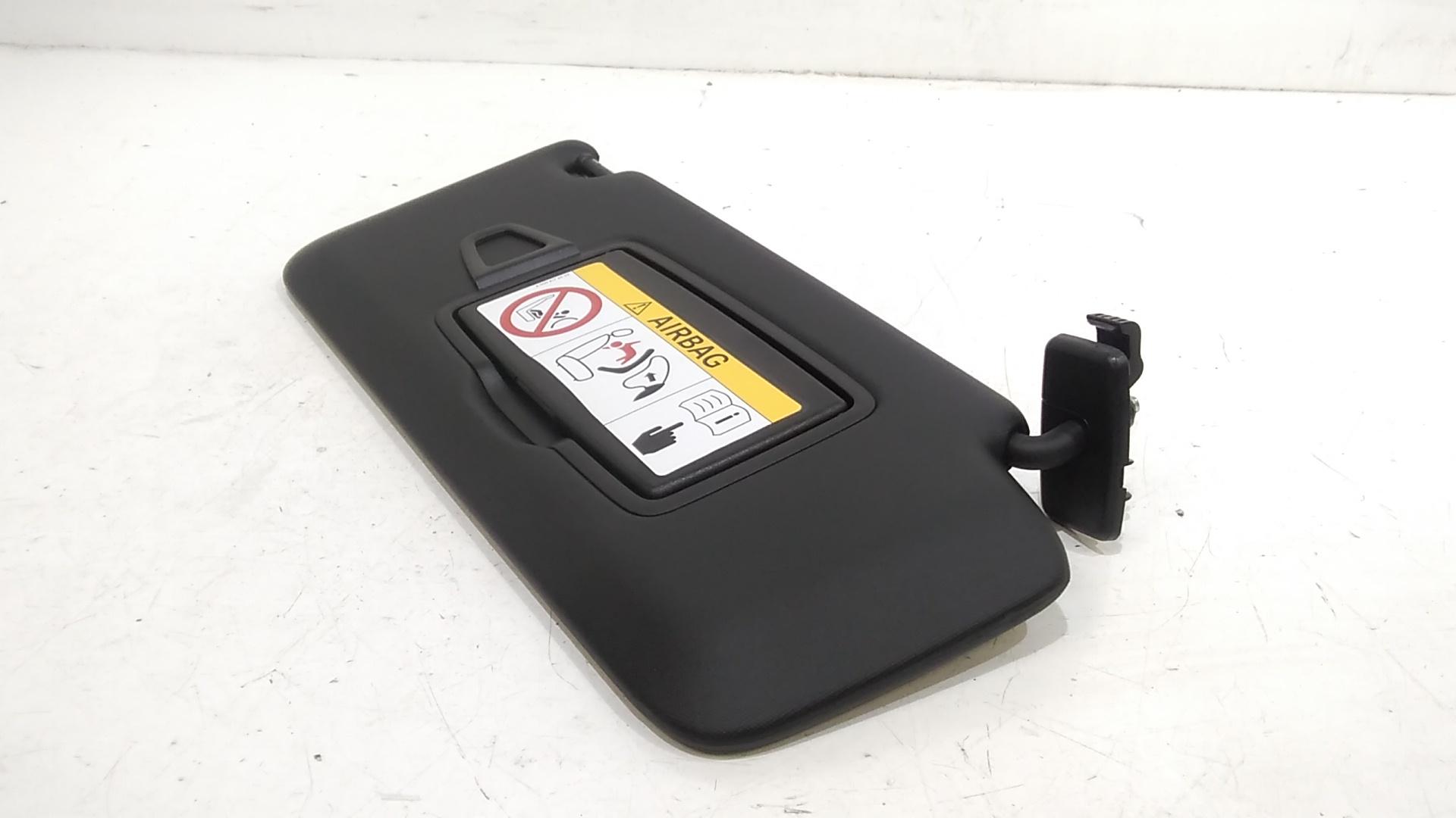 Parasole aletta Lato Passeggero MERCEDES GLB Serie (X247) (19>)