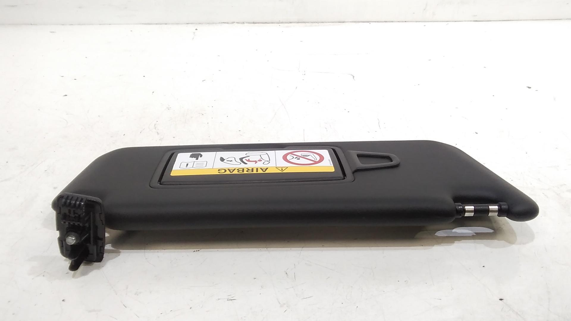 Parasole aletta Lato Passeggero MERCEDES GLB Serie (X247) (19>)