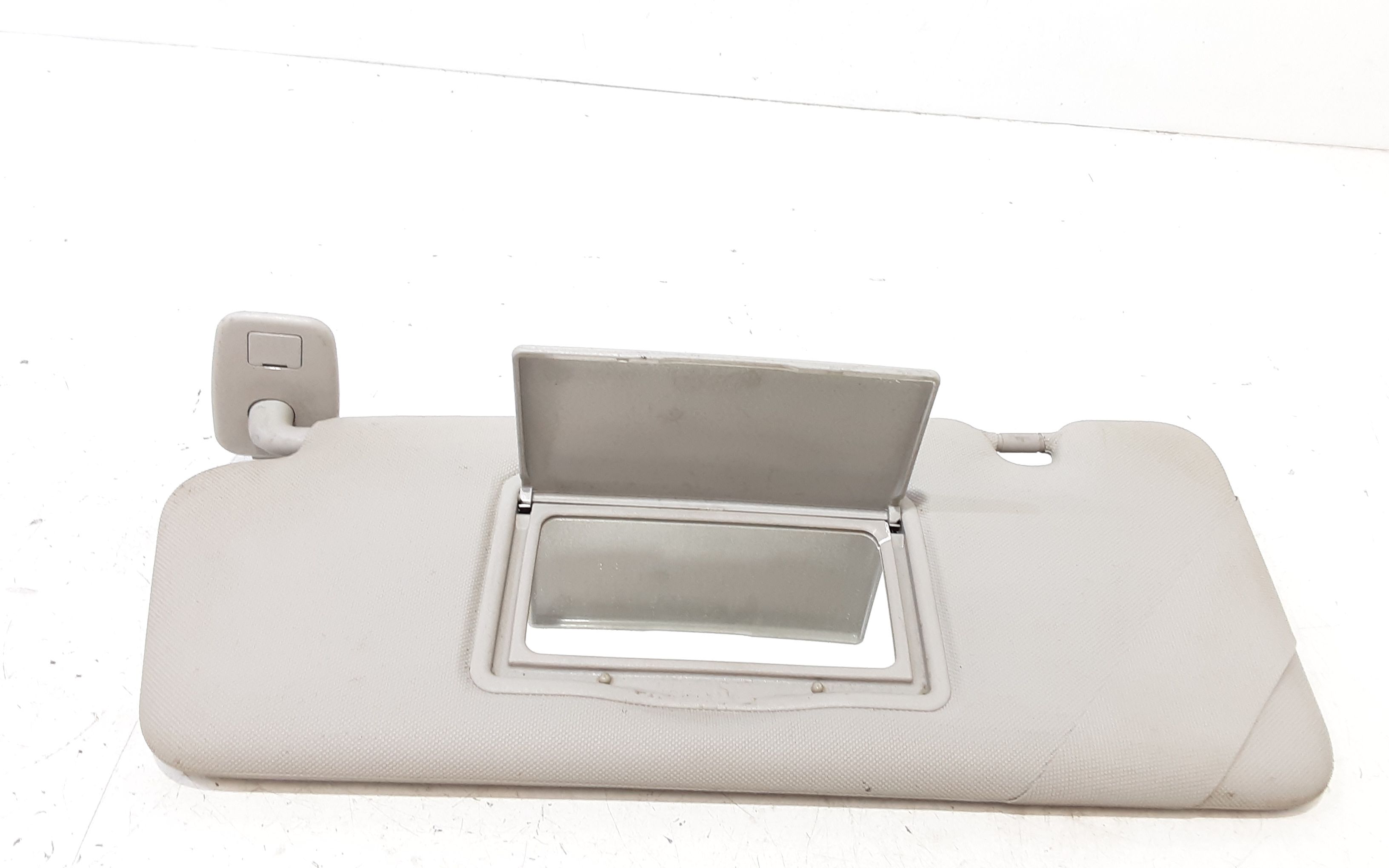 Parasole aletta anteriore Lato Guida RENAULT Clio Serie IV (12>19)