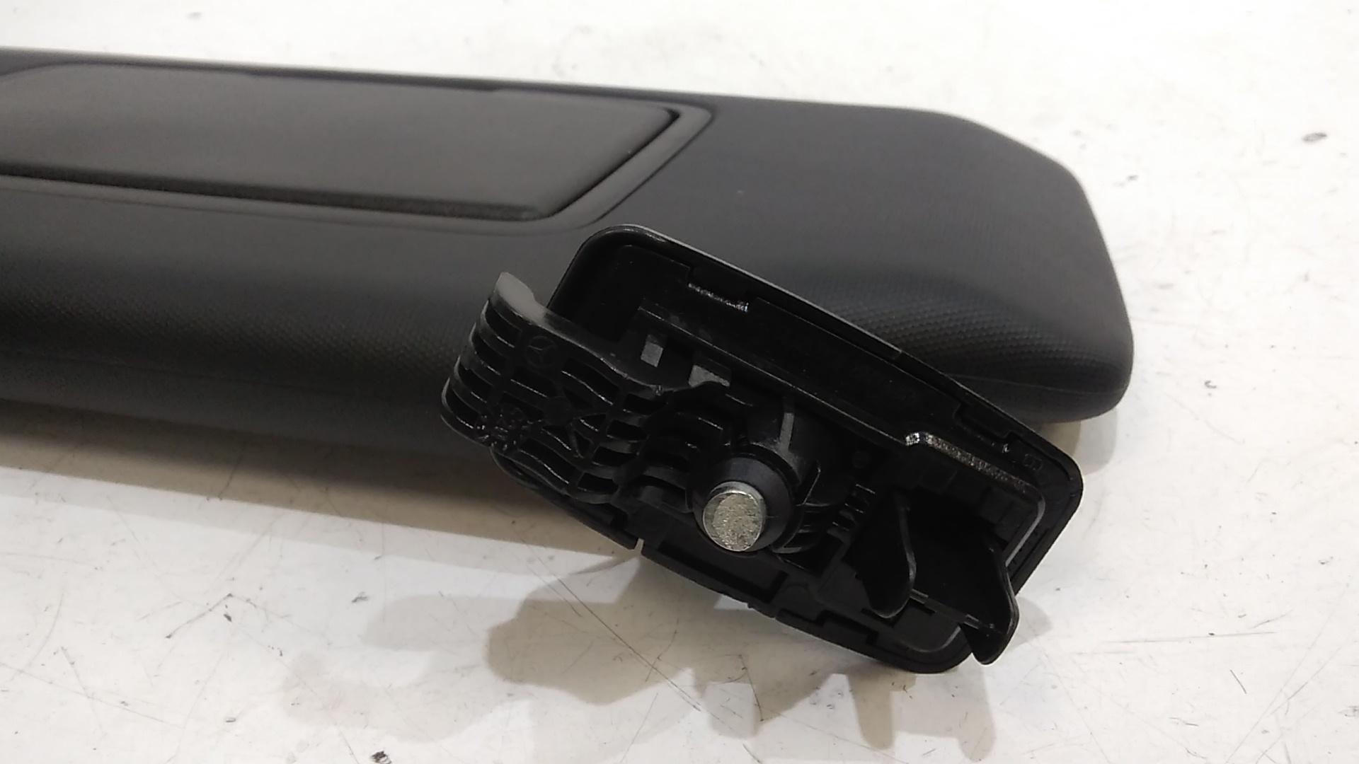 Parasole aletta anteriore Lato Guida MERCEDES GLB Serie (X247) (19>)