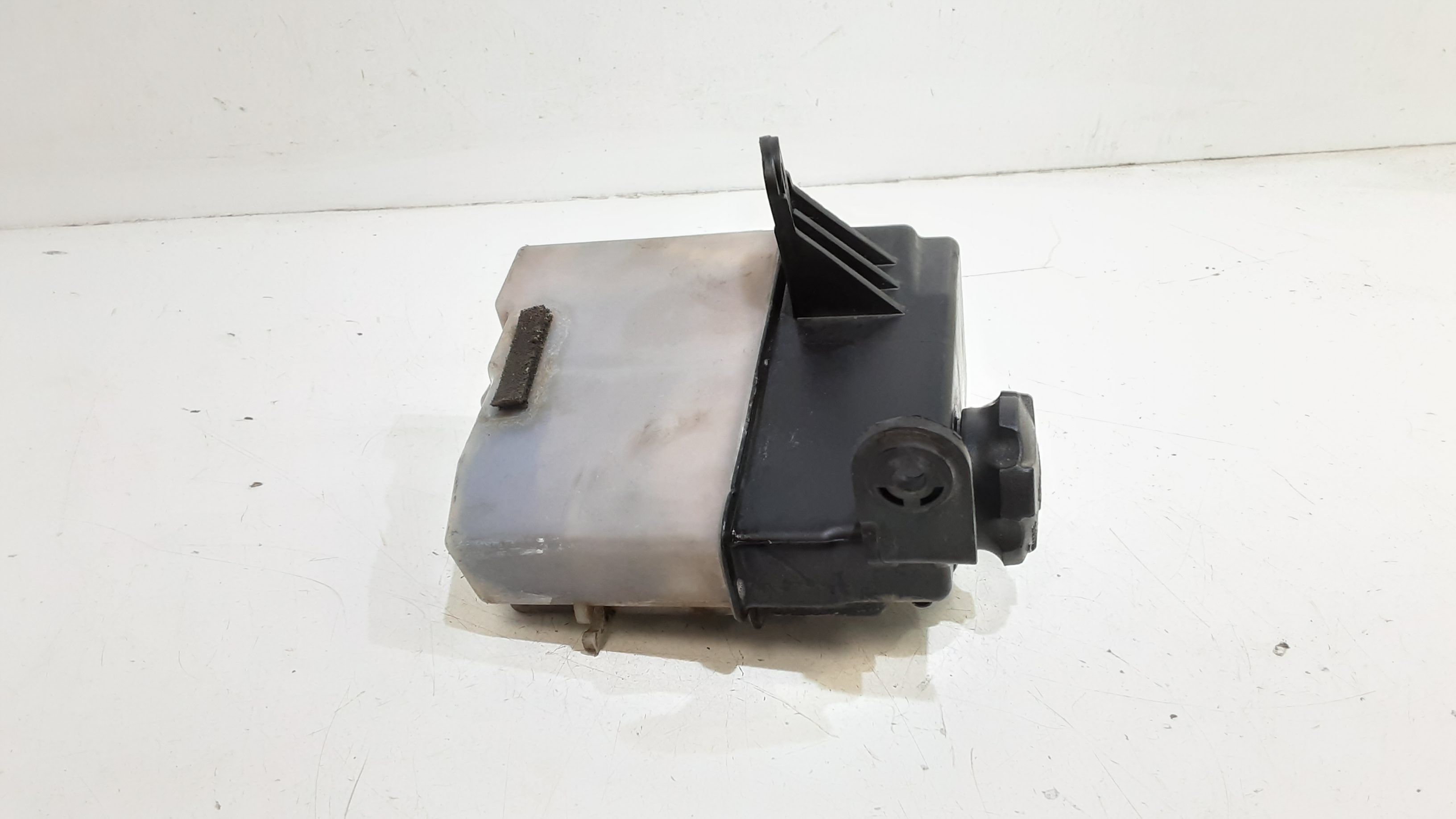 Vaschetta liquido radiatore HYUNDAI i10 1 Serie