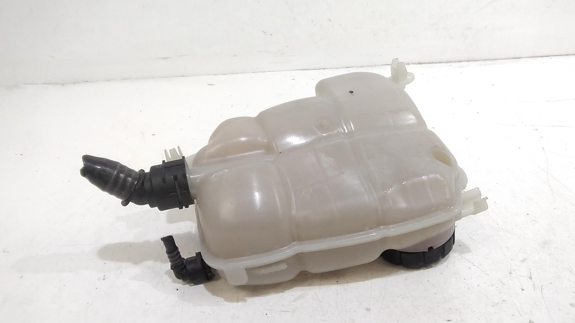 Vaschetta liquido radiatore MERCEDES GLB Serie (X247) (19>)