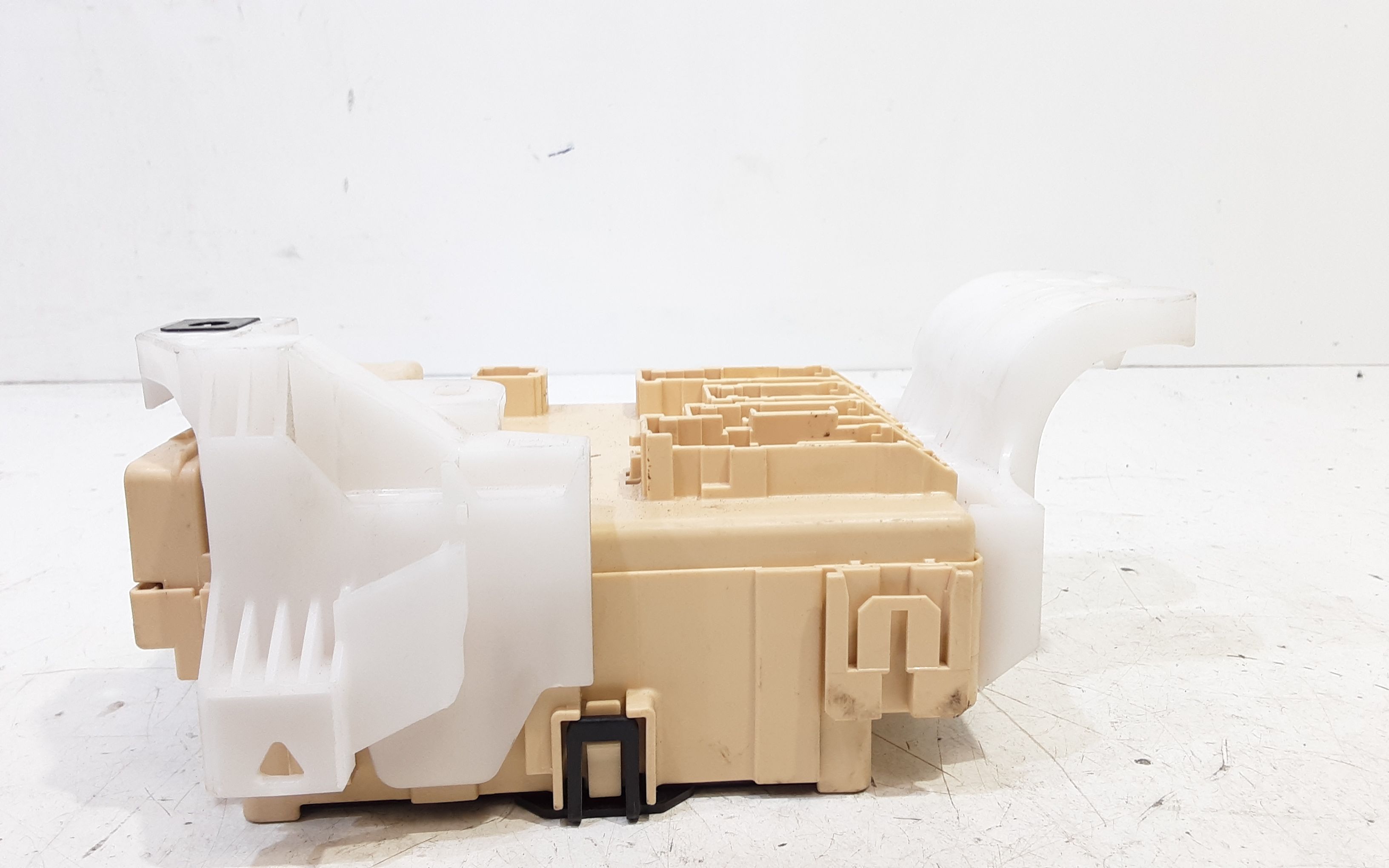 Body Computer TOYOTA Auris Serie (E180) (12>18)