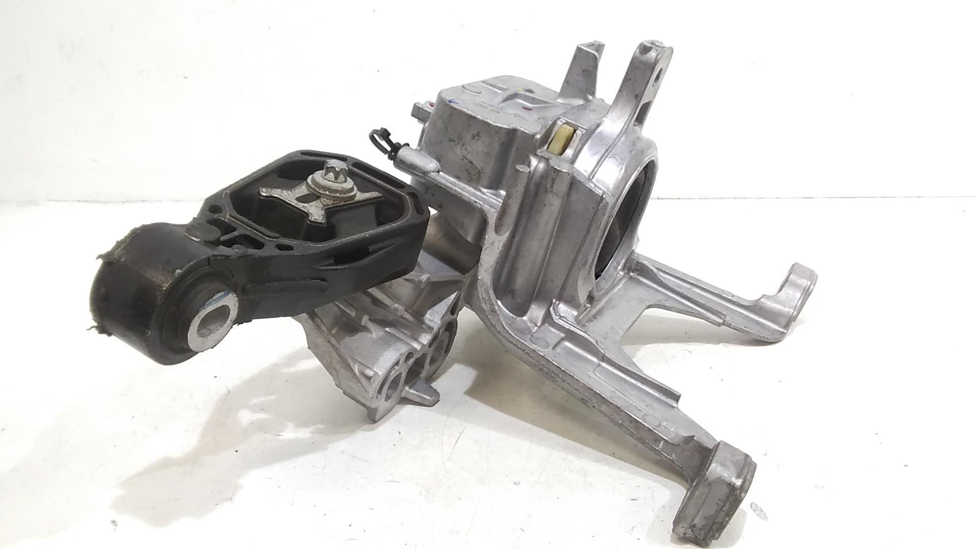 Supporto motore MERCEDES GLB Serie (X247) (19>)