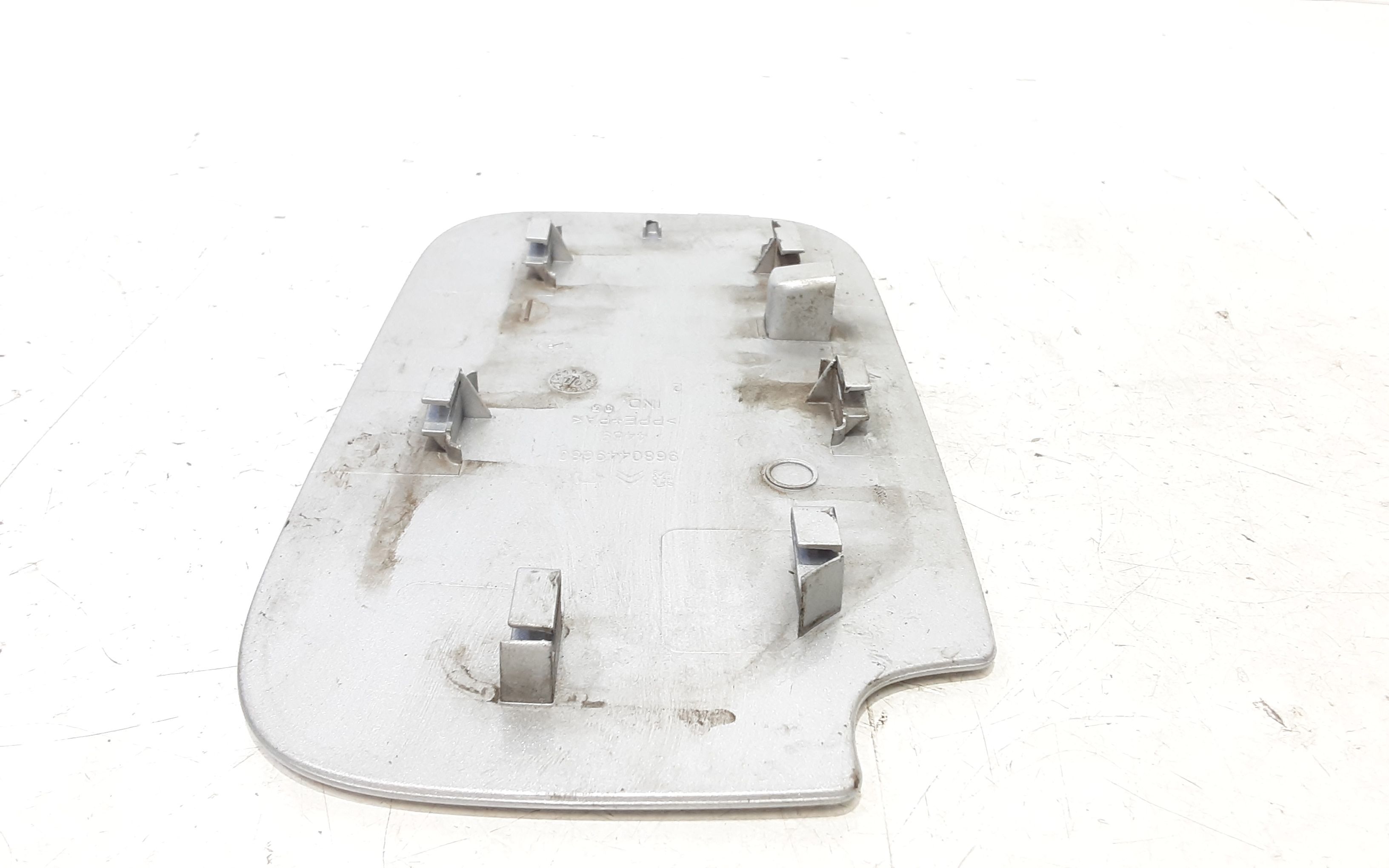 Sportellino Carburante PEUGEOT Partner Tepee (08>)